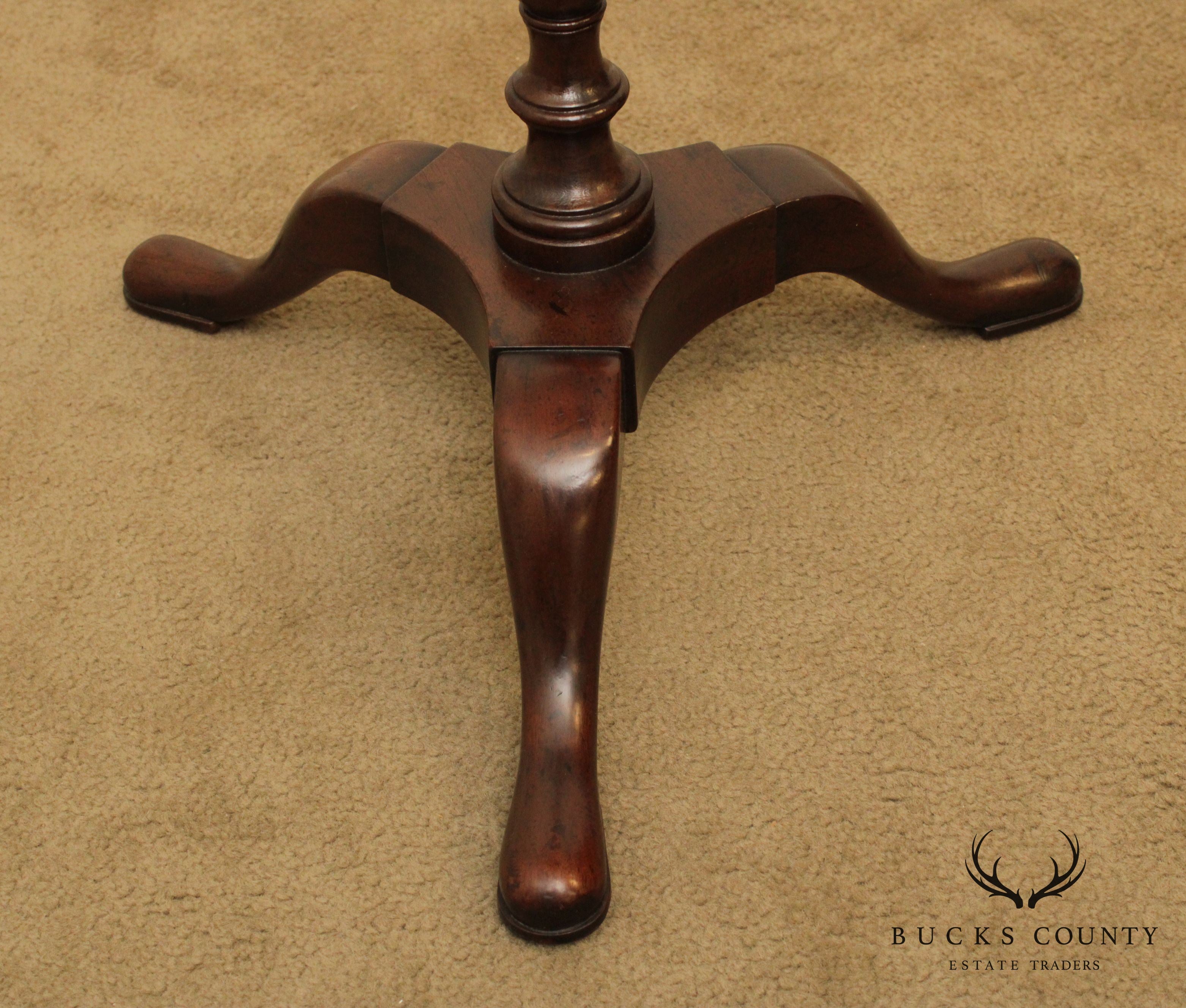 Kittinger Colonial Williamsburg Mahogany Queen Anne Pedestal Candlestand (CW 49)