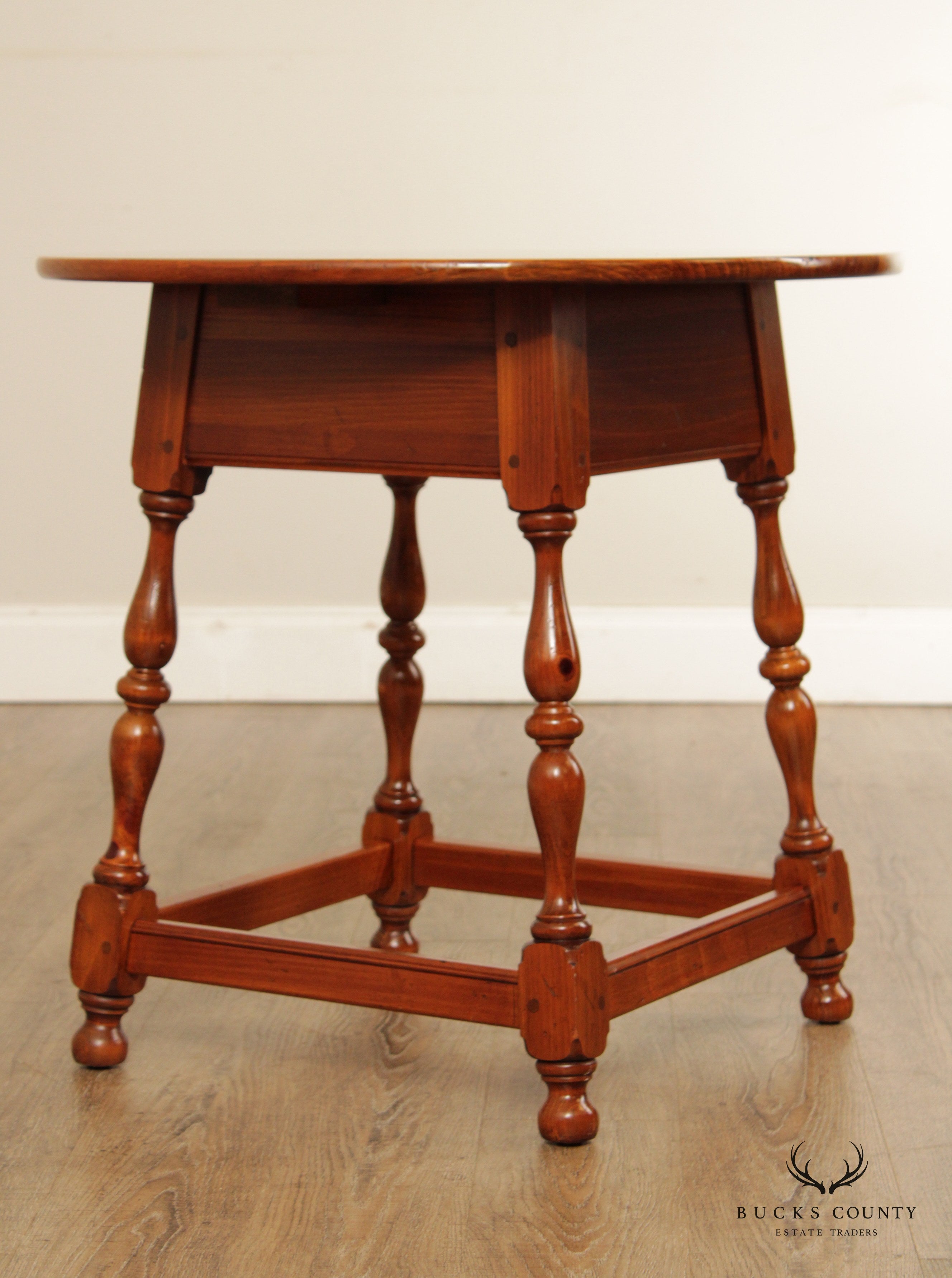 Ethan Allen Colonial Pine Round Side Tavern Table