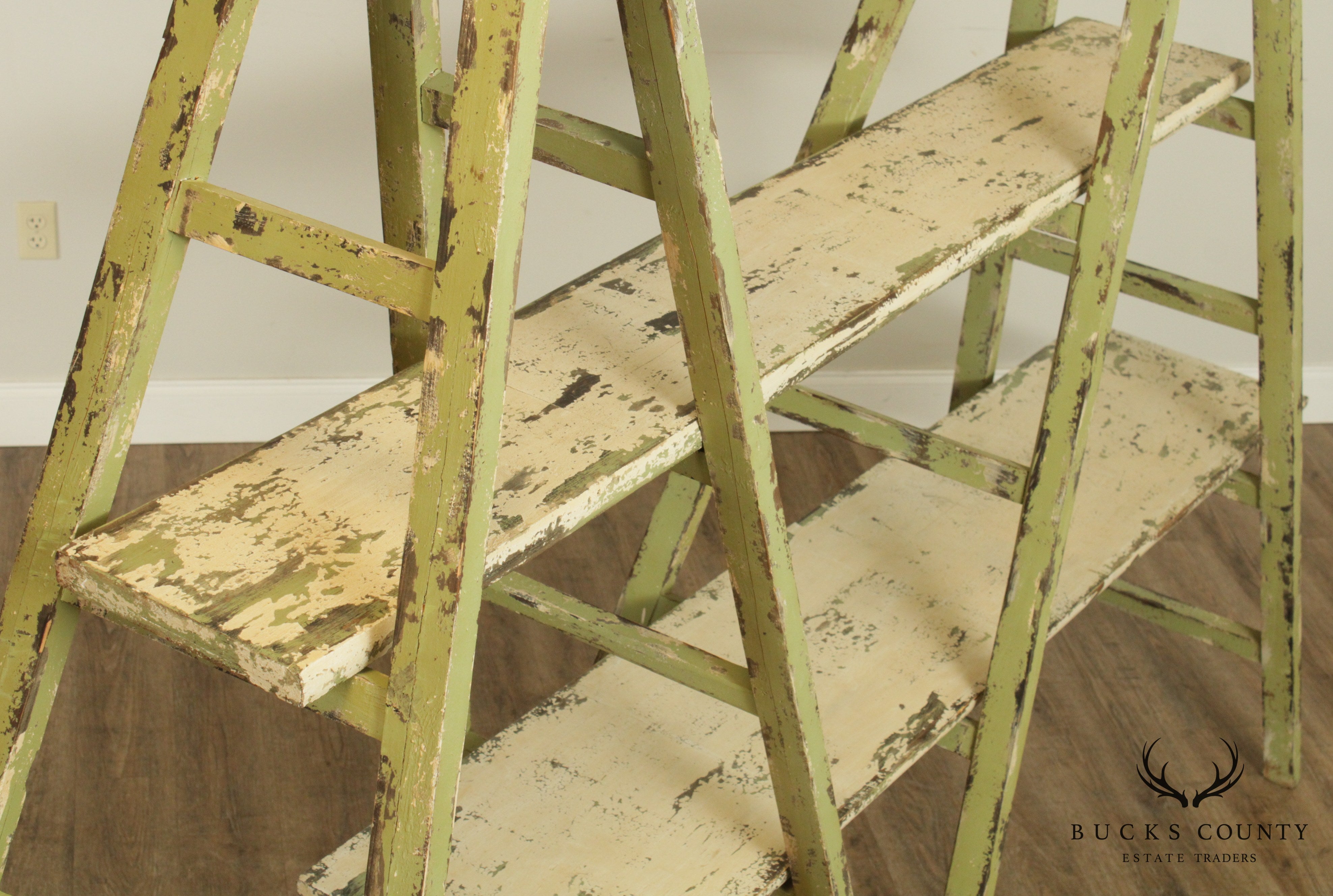 Vintage Farmhouse Ladder Etagere