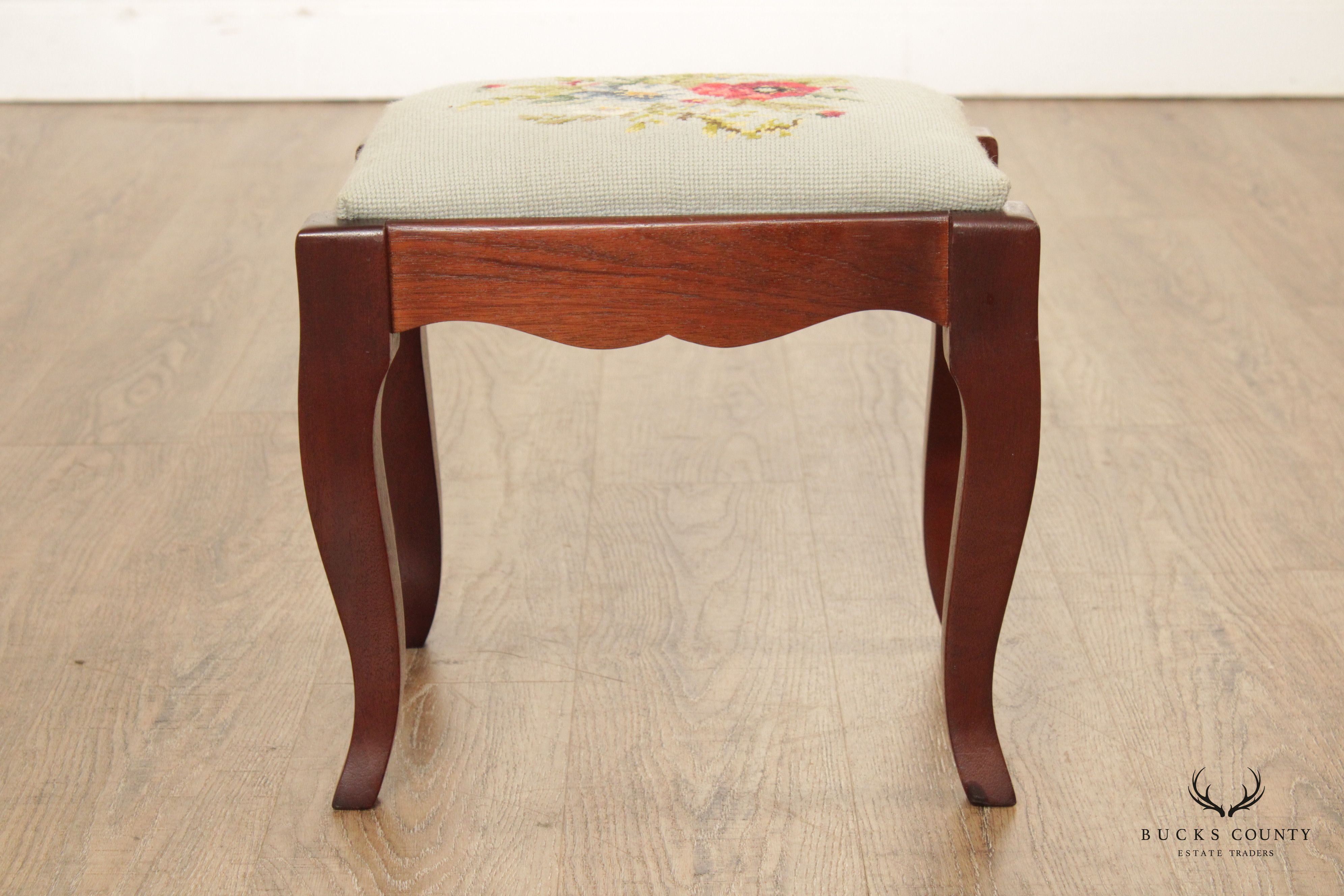 Freeman & Co. Queen Anne Style Mahogany Foot Stool