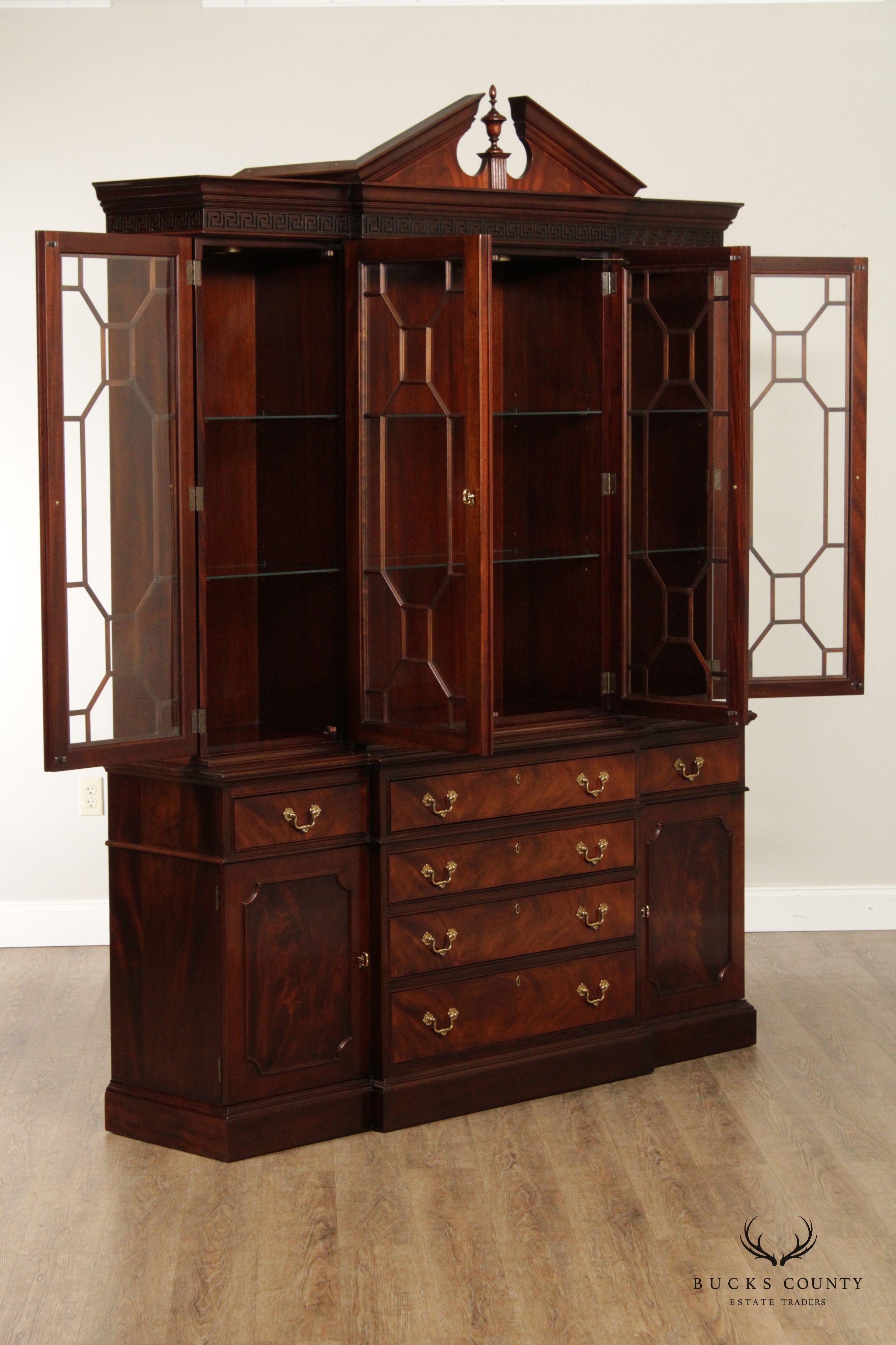 Stickley Chippendale Style Mahogany Breakfront China Cabinet