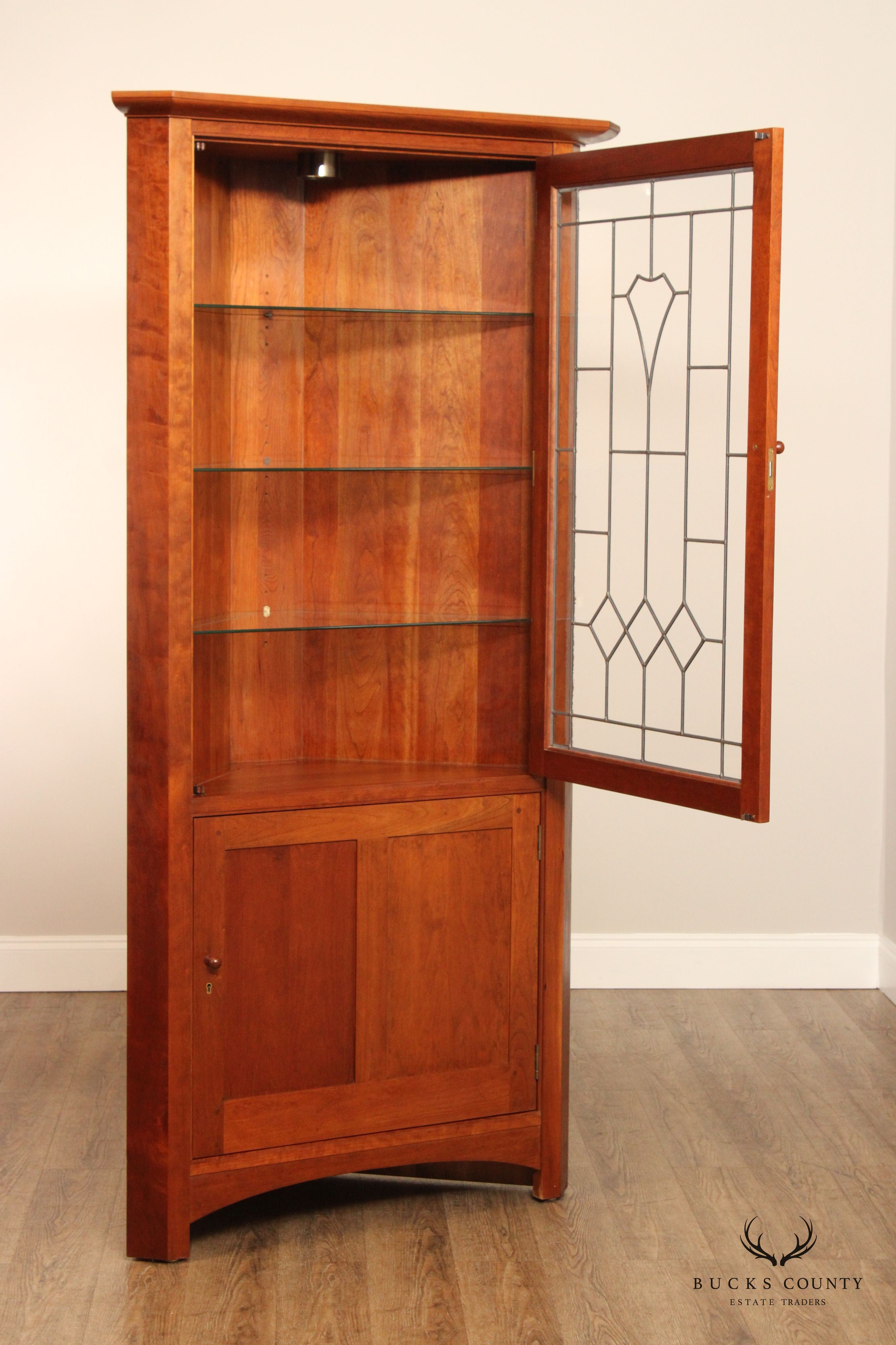 Stickley Mission Collection Pair of Cherry Corner Cabinets with Art Glass