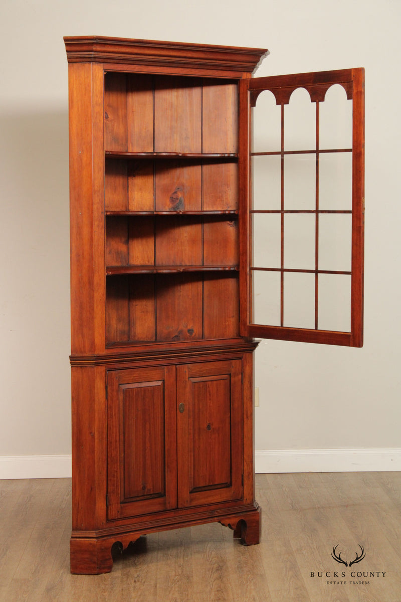 Early American Style Custom Quality Pine Farmhouse Corner Cabinet
