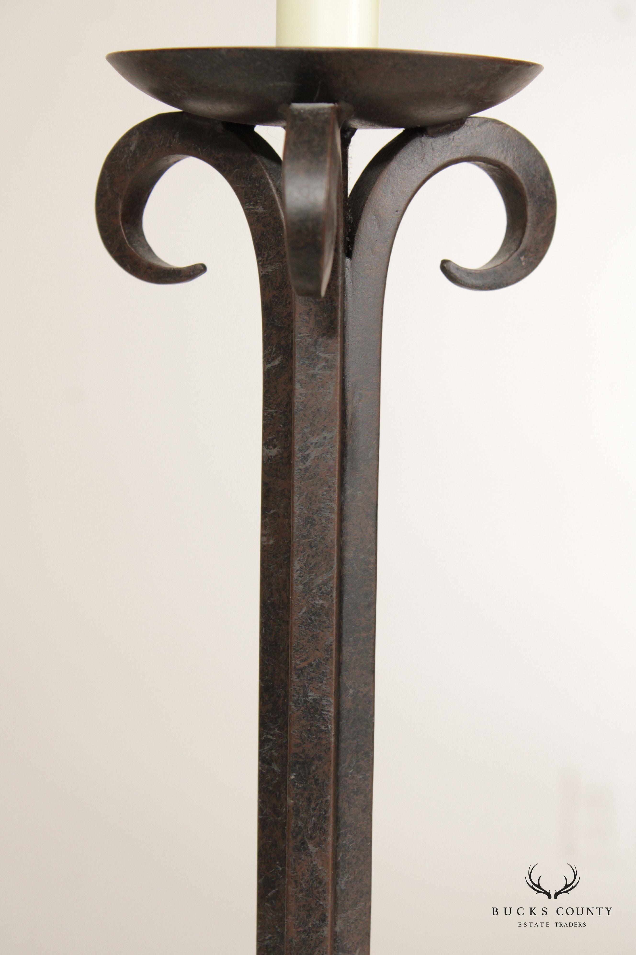 The Natural Light Rustic Style Wrought Iron Table Lamp