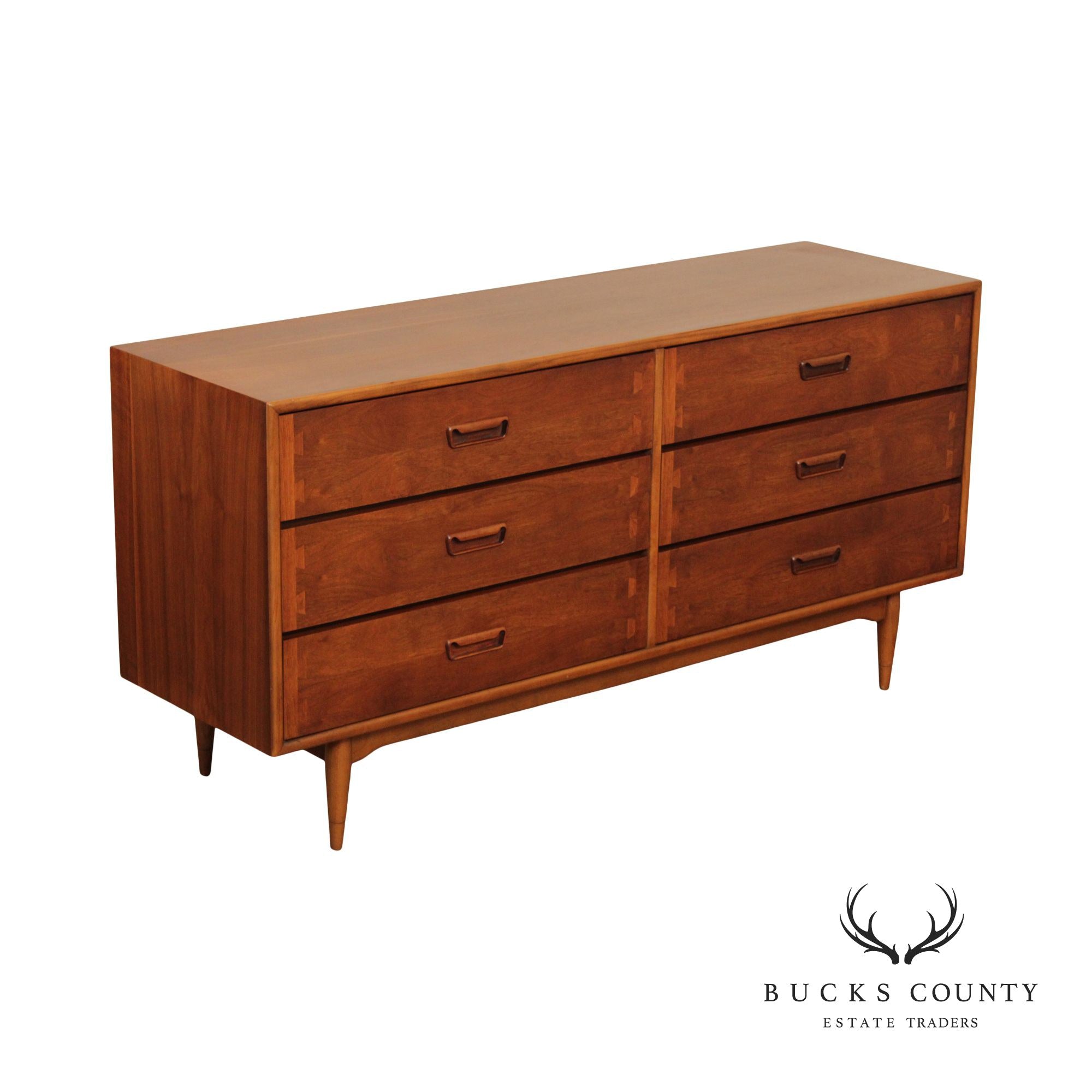 Lane Mid Century Modern Walnut Acclaim Long Dresser