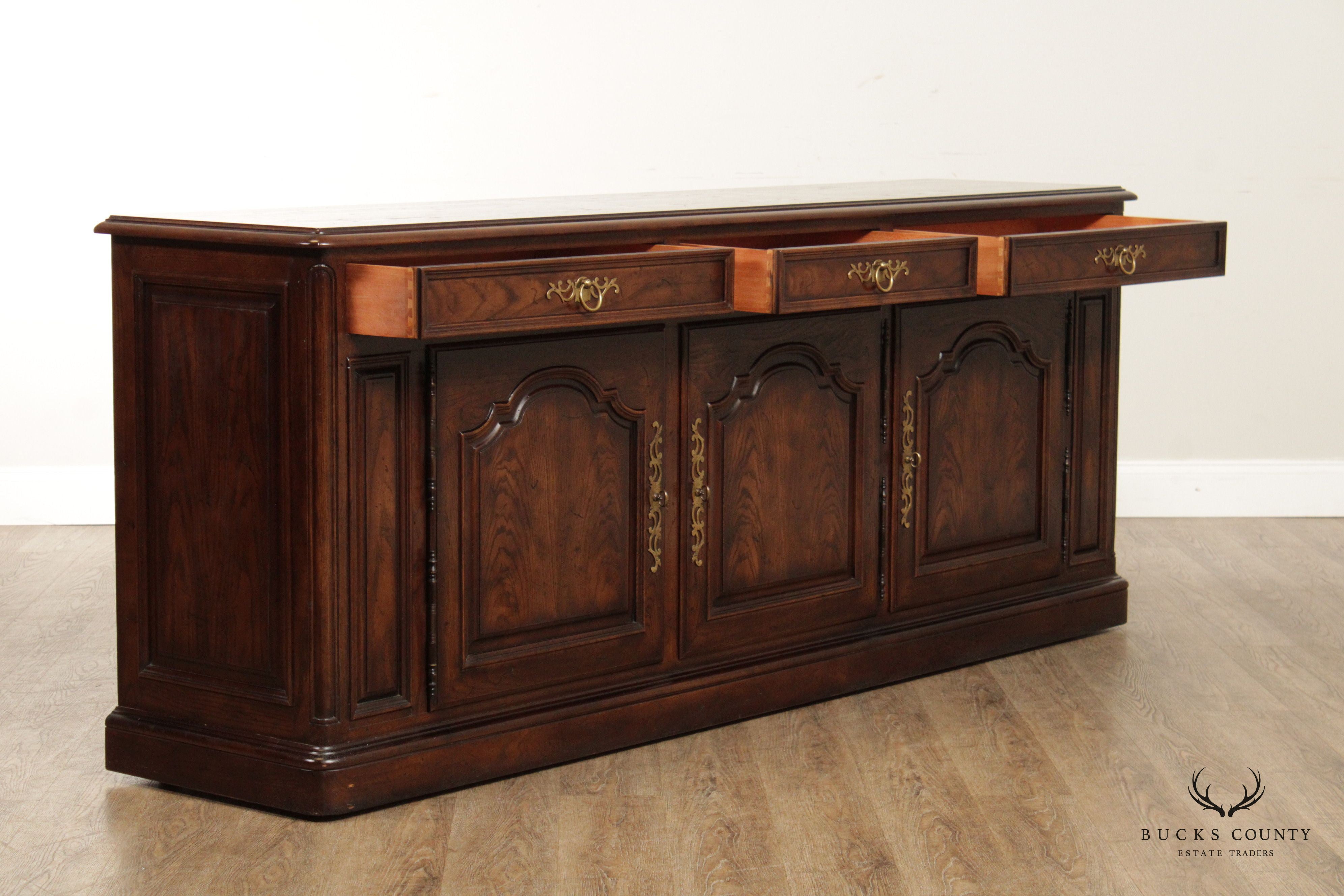 Henredon Four Centuries Collection Oak Sideboard Credenza