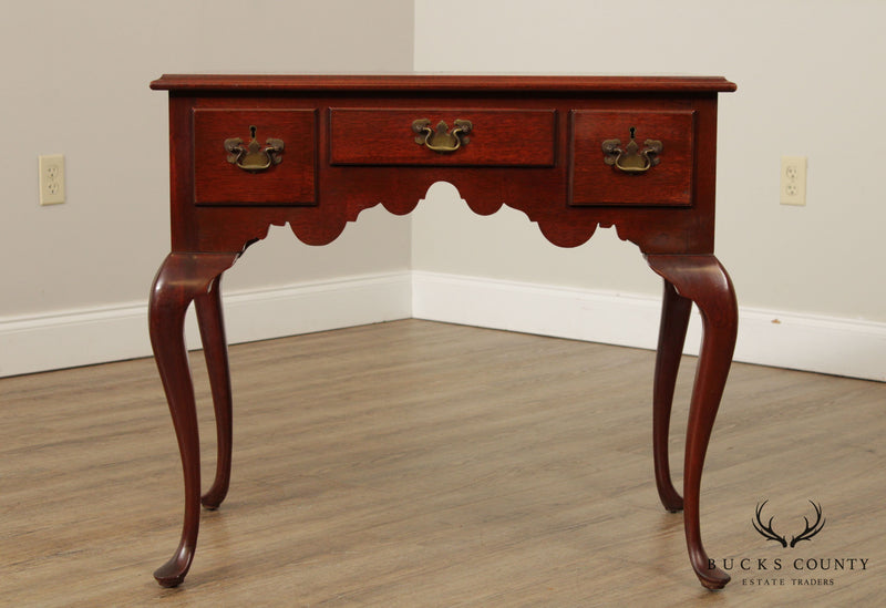Biggs Queen Anne Style Mahogany 3 Drawer Lowboy Dressing Table