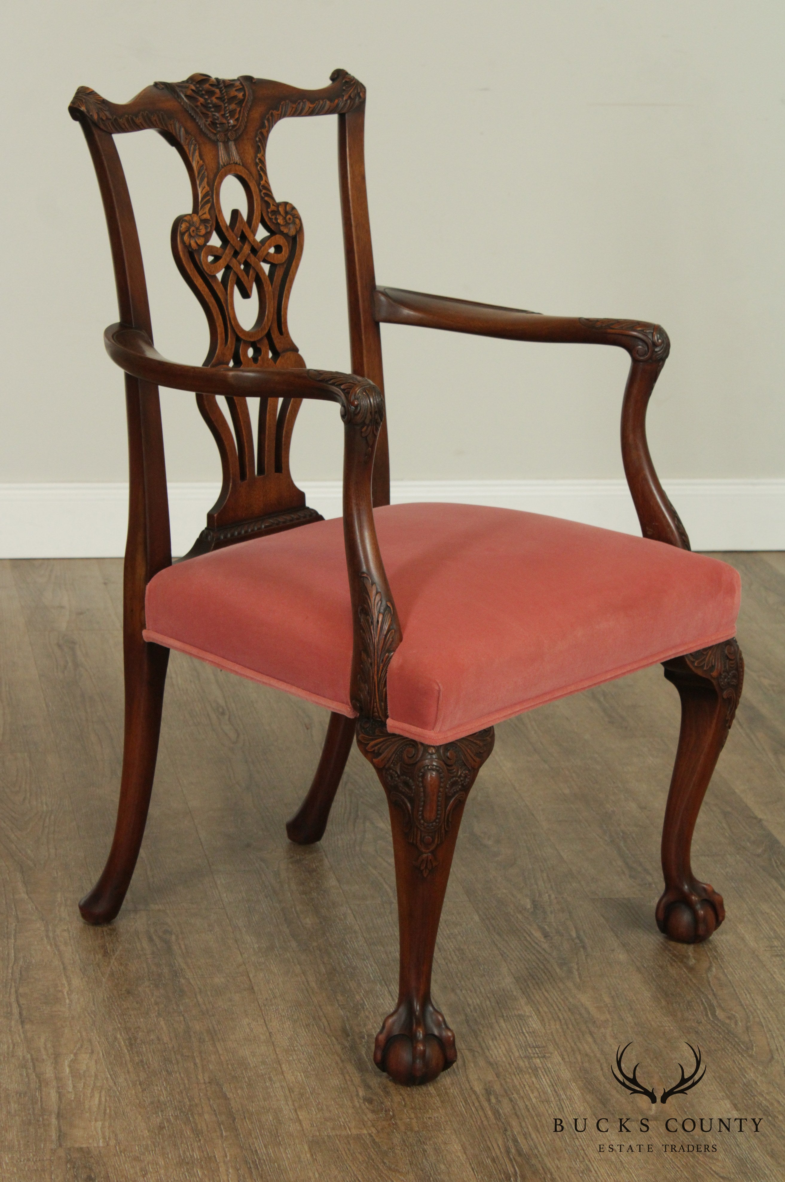 Chippendale Style Fine Quality Set 8 Vintage Carved Mahogany Dining Chairs