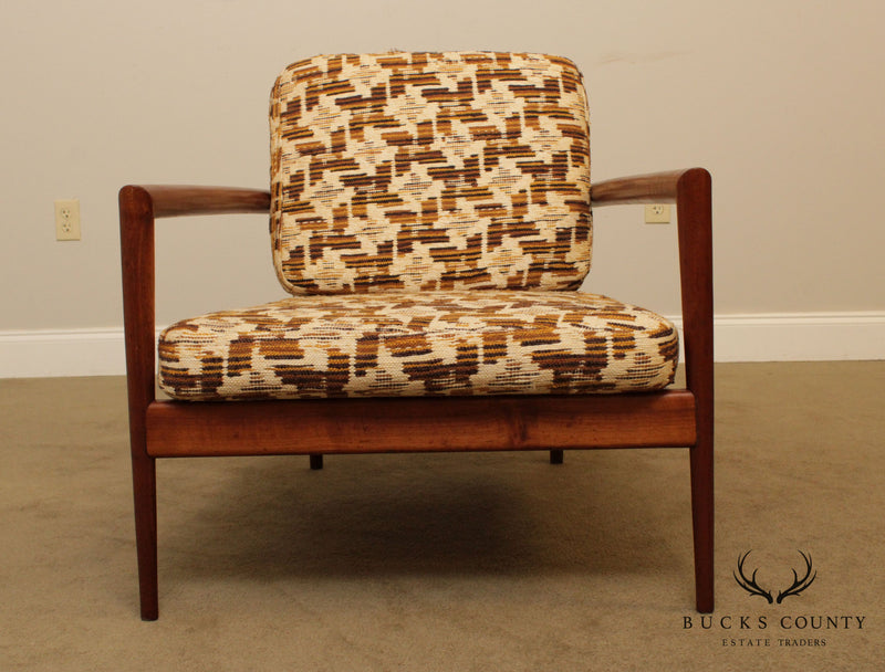 Paul McCobb Mid Century Modern Walnut Spindle Back Lounge Chair – Bucks  County Estate Traders