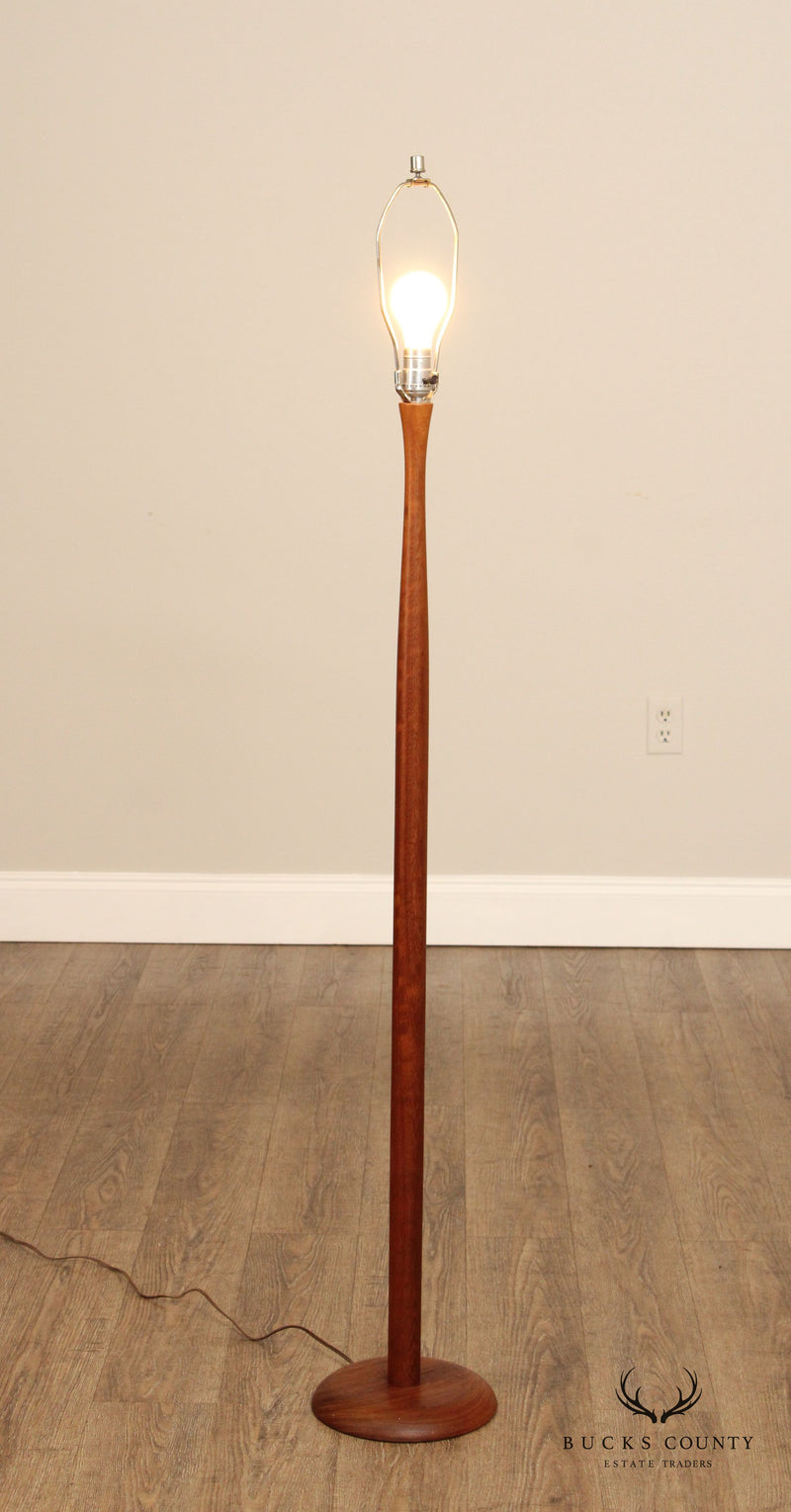 MID CENTURY MODERN WALNUT FLOOR LAMP