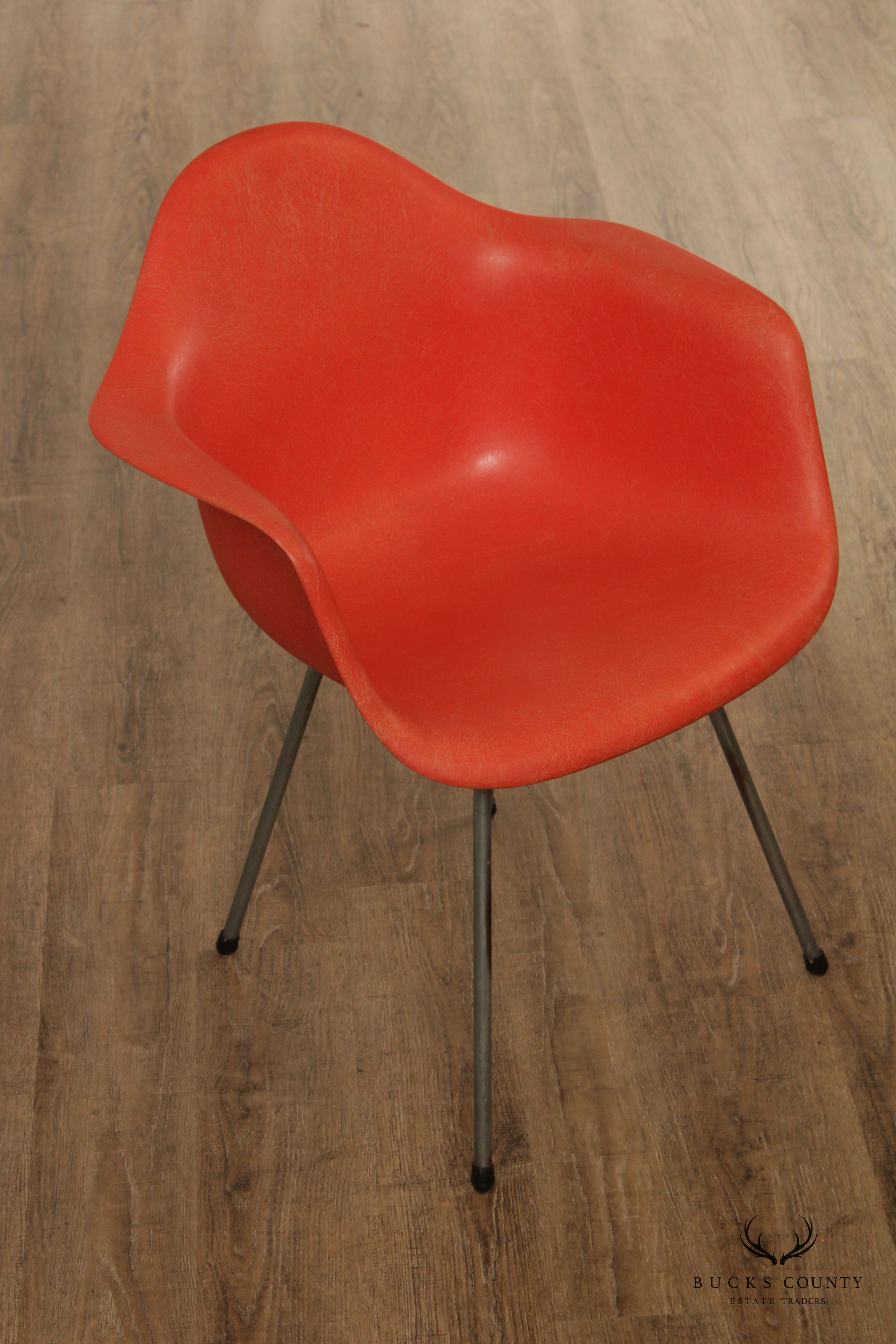 Mid Century Modern Eames Style Shell Armchair