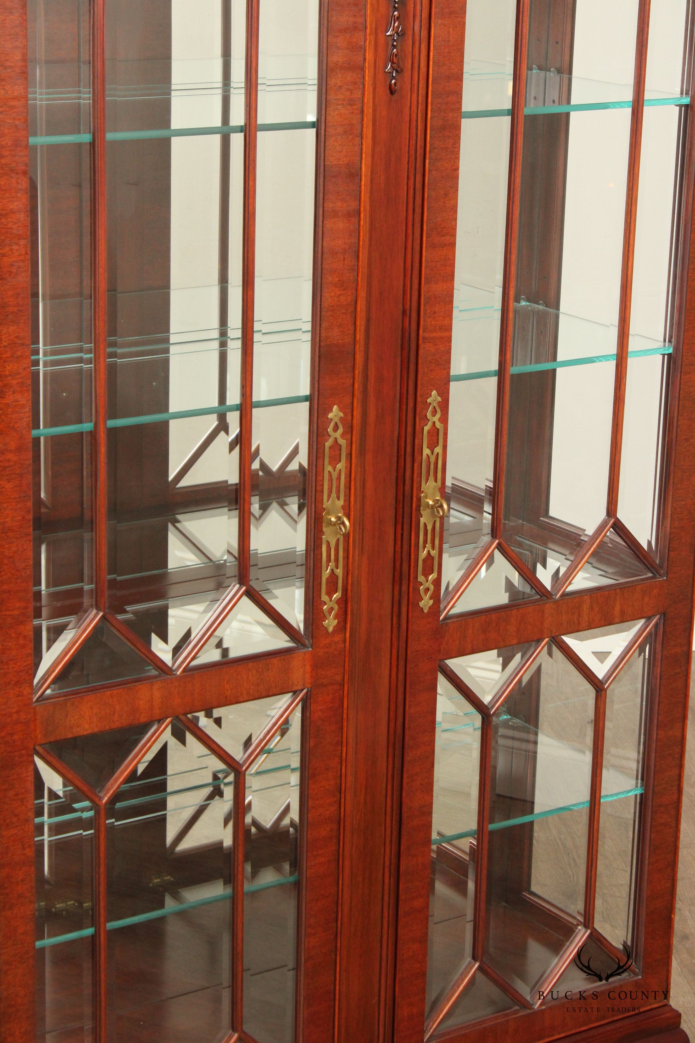 Henkel Harris Georgian Style Mahogany Display Case Cabinet