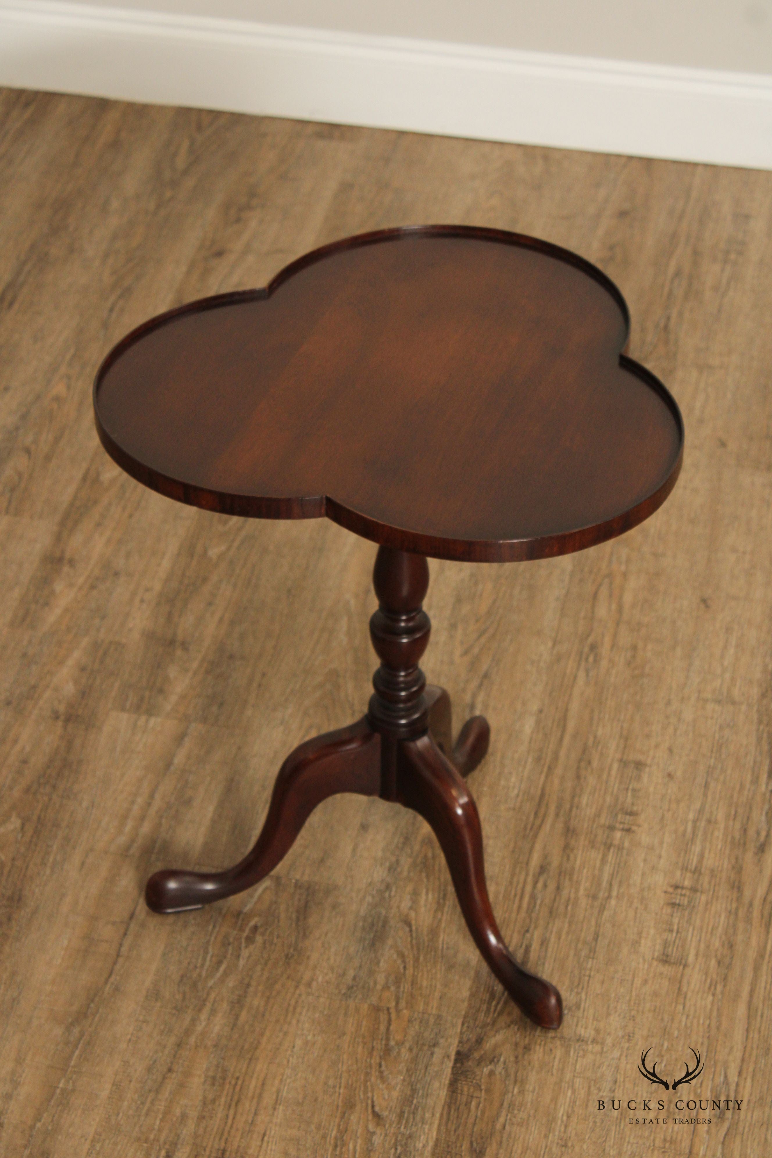 Queen Anne Style Mahogany Trefoil Tea Table