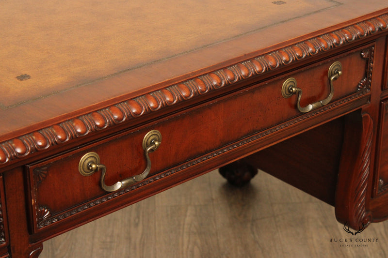 Sligh 'The Ellis Line' Georgian Style Leather Top Executive Desk