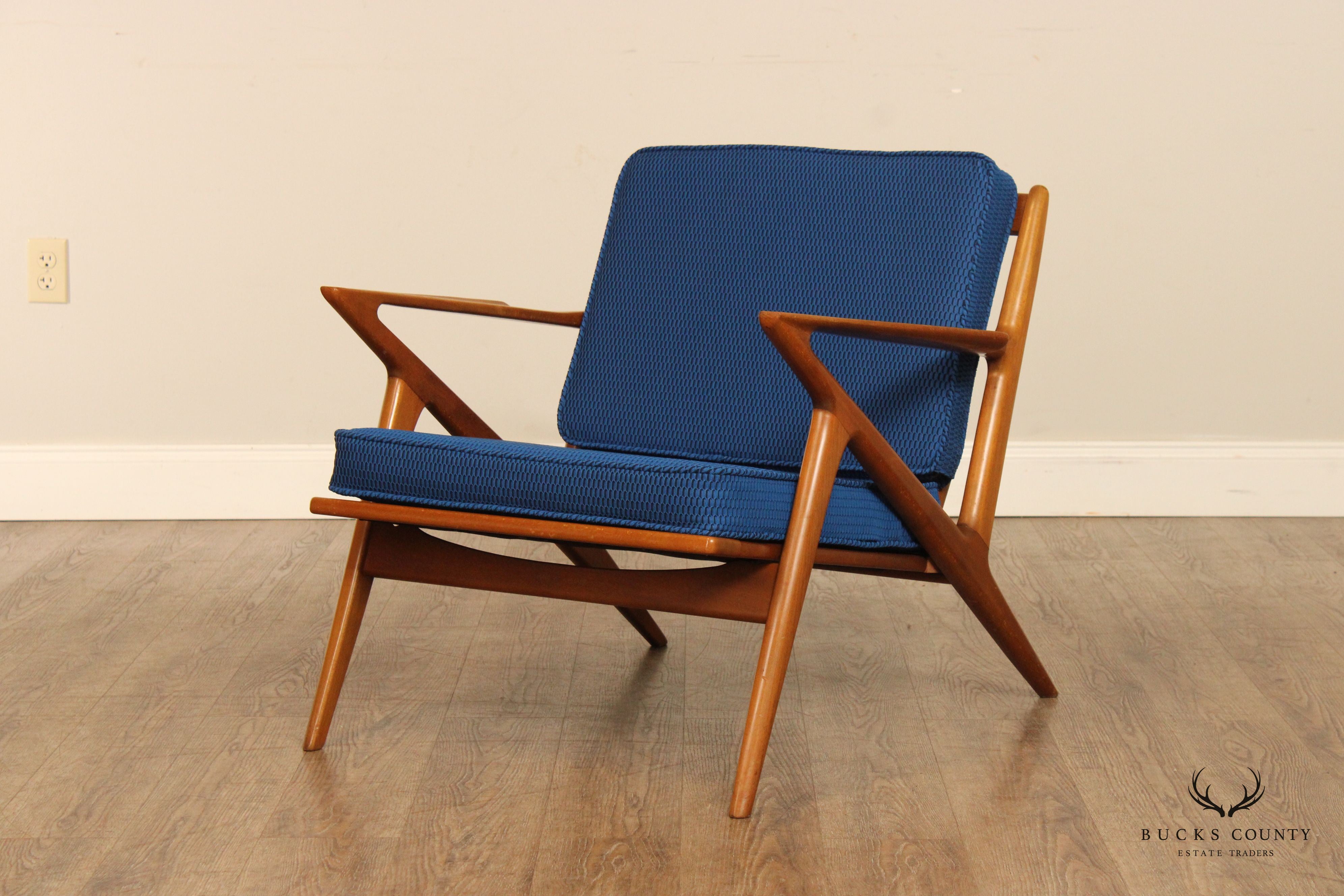 Poul Jensen for Selig Danish Modern Pair of 'Z' Lounge Chairs