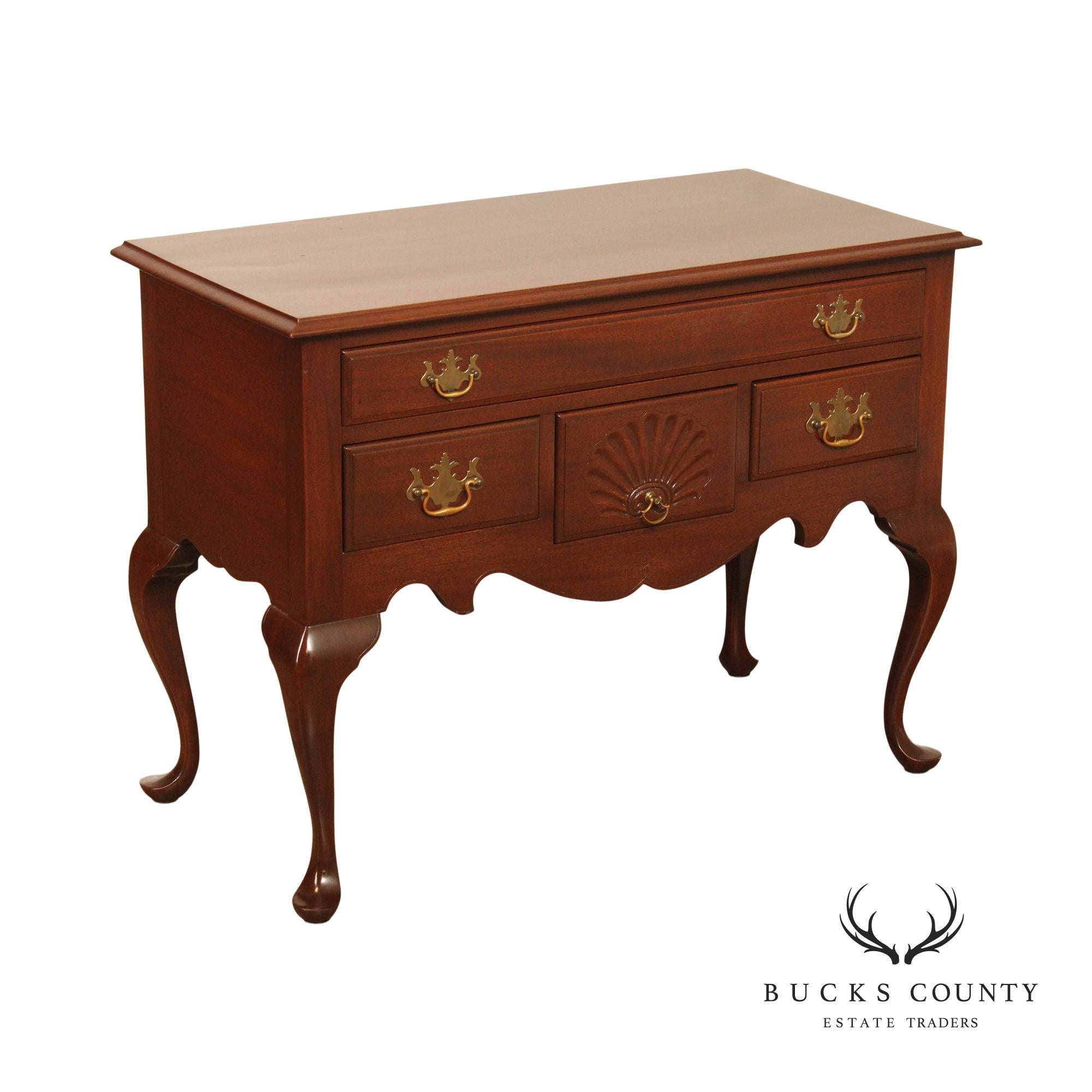 Alvin Rothenberger Bench Made Queen Anne Style Mahogany Lowboy