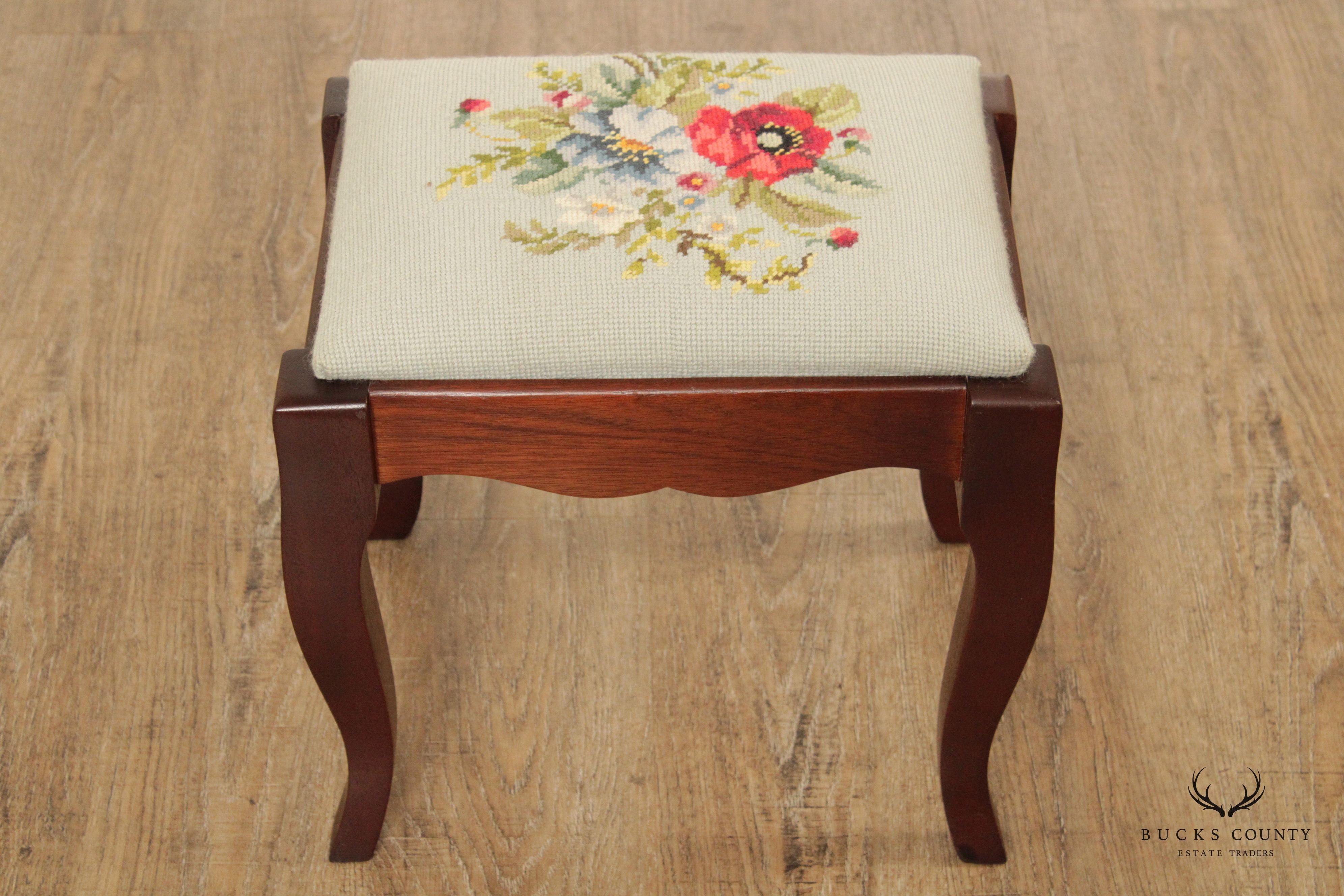 Freeman & Co. Queen Anne Style Mahogany Foot Stool