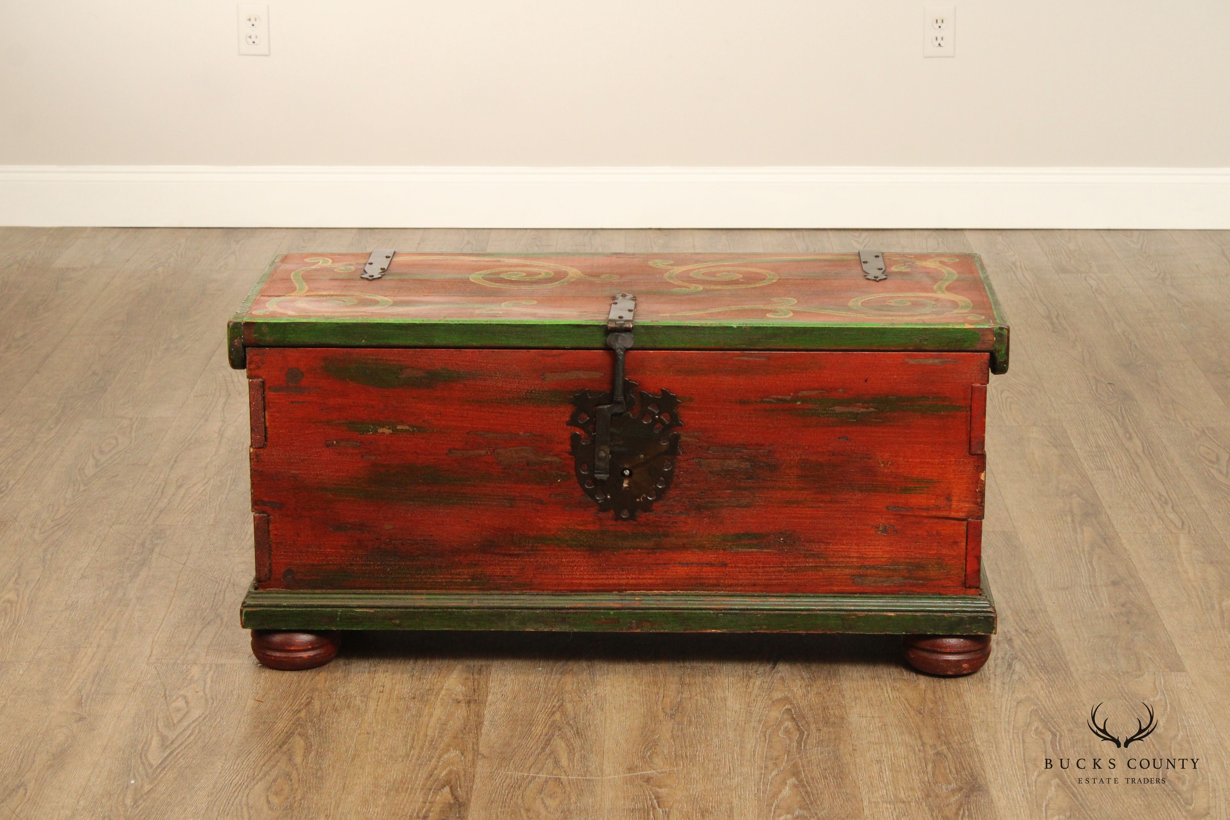 VINTAGE ORNATE HAND PAINTED BESPOKE TRUNK WTH IRON STRAP HINGES