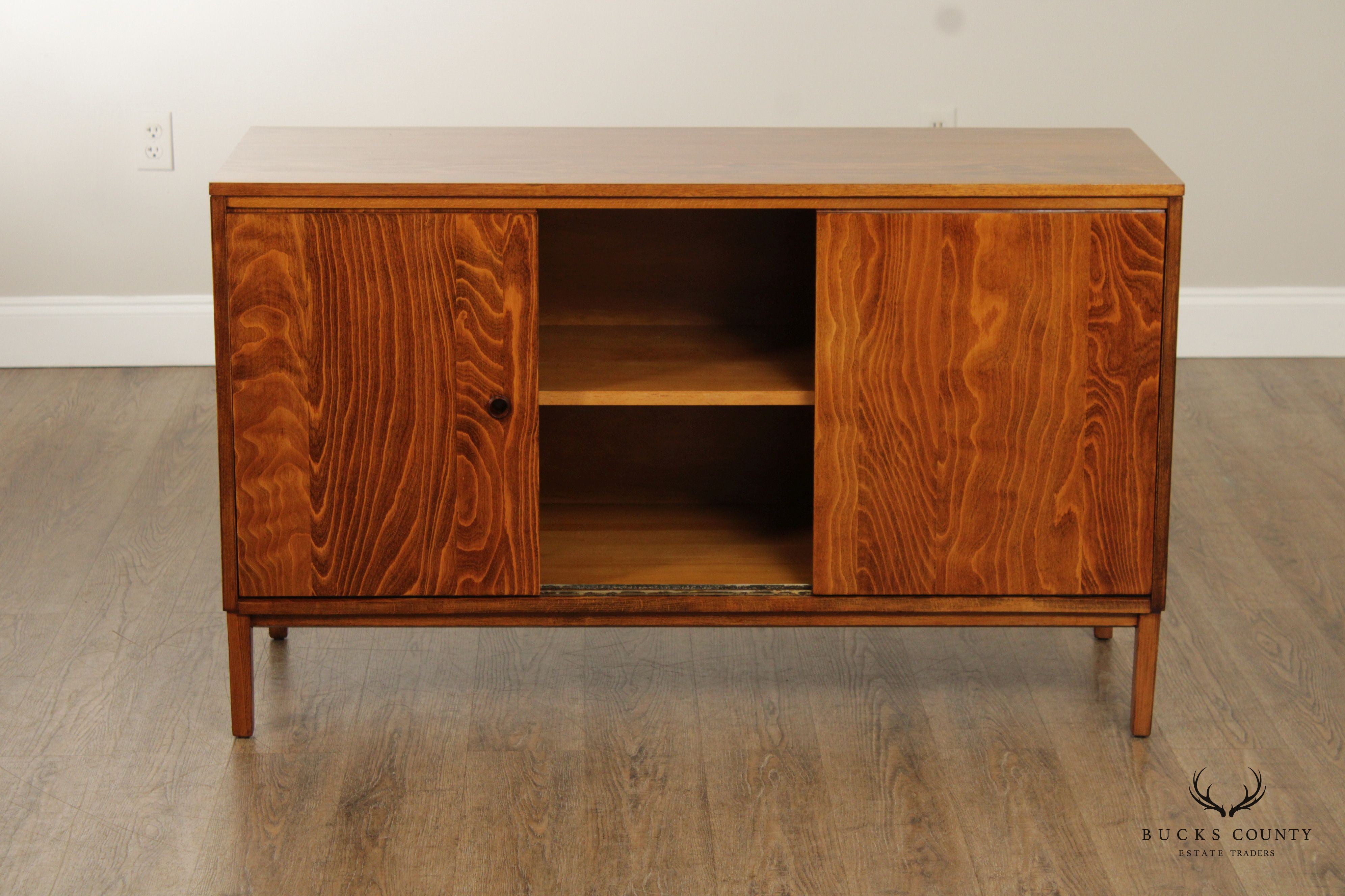 Paul McCobb Mid Century Modern Sliding Door Sideboard Credenza