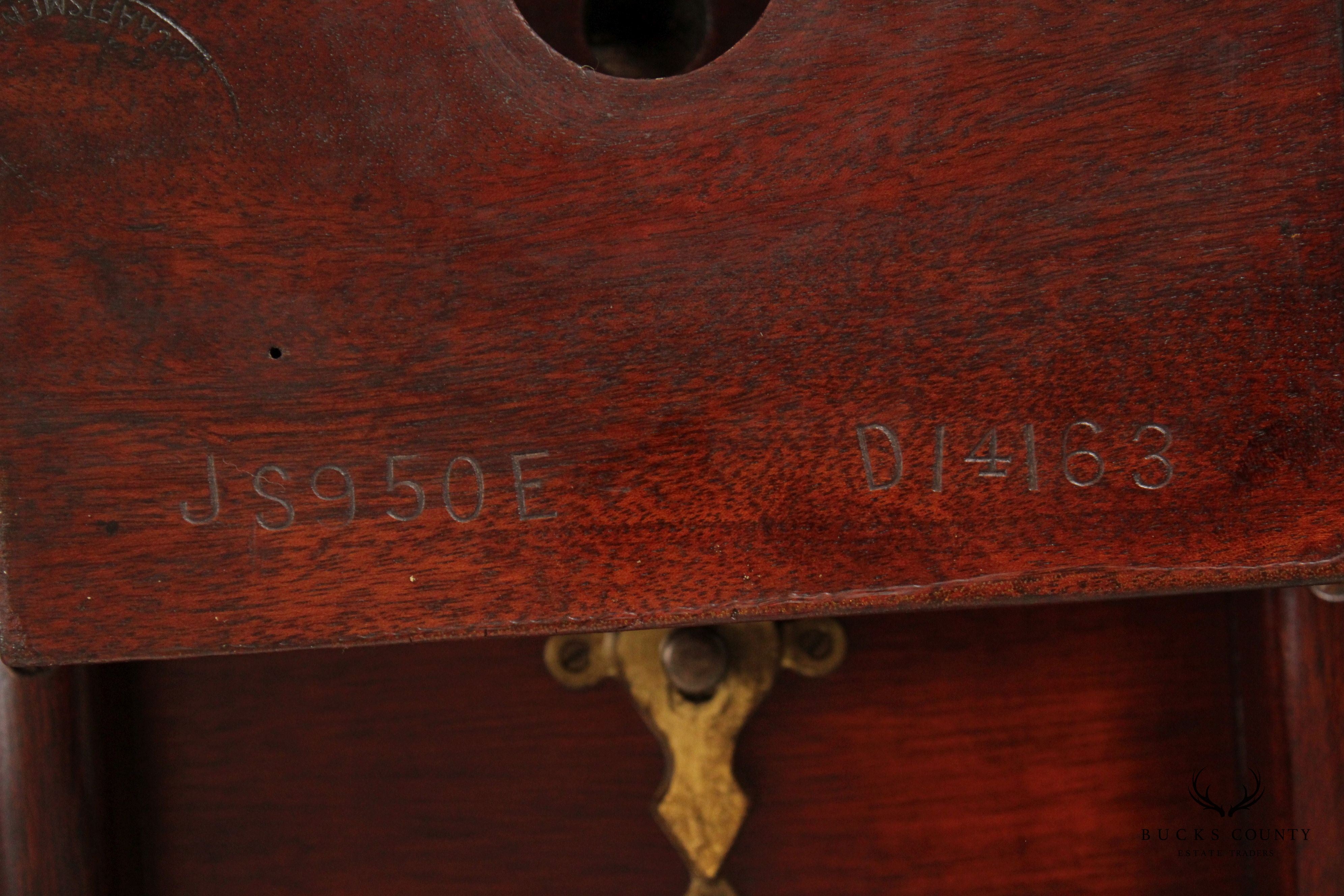 Chippendale Style Custom Mahogany Pie Crust Tilt-Top Table