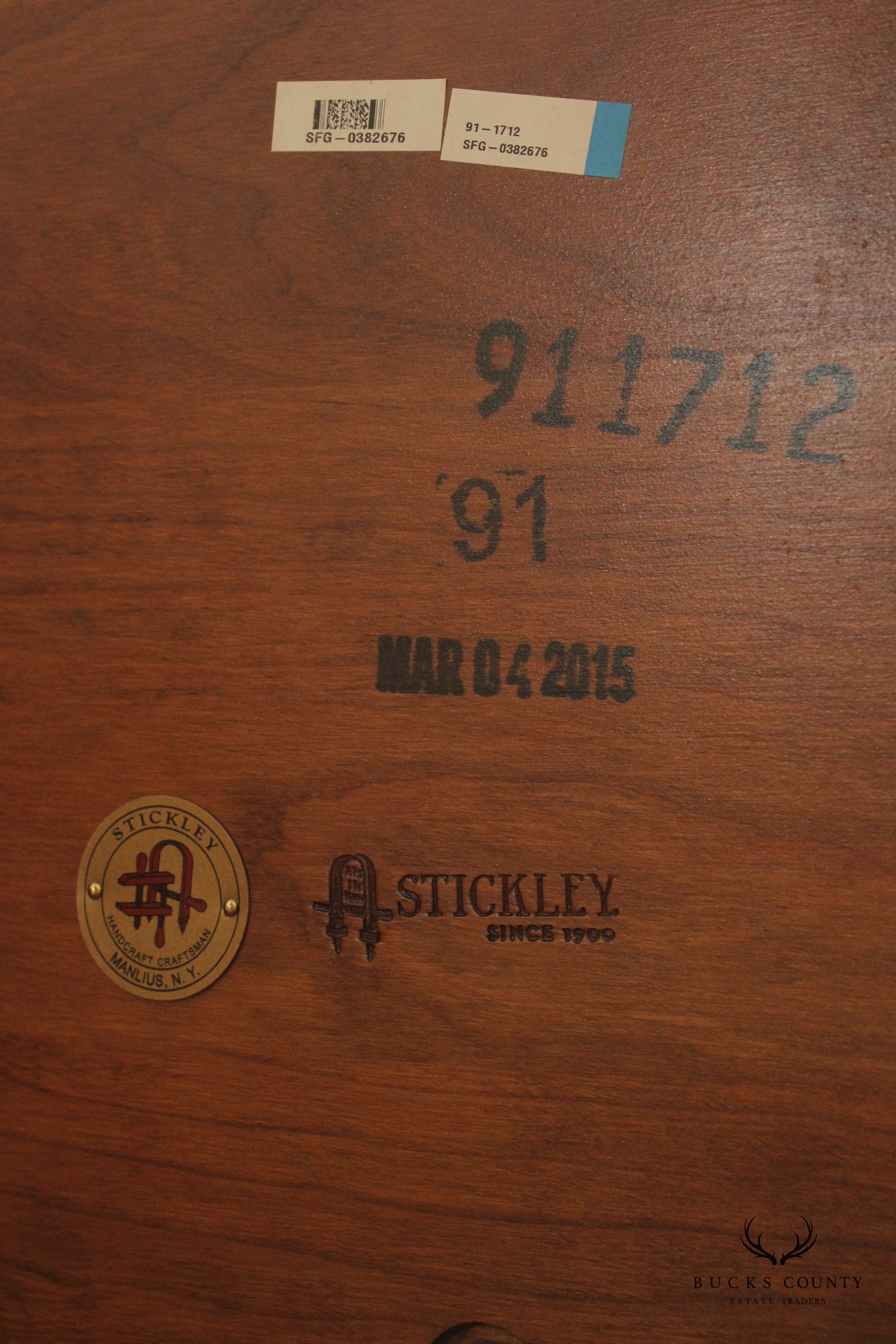 Stickley Mission Collection Cherry Gathering Island