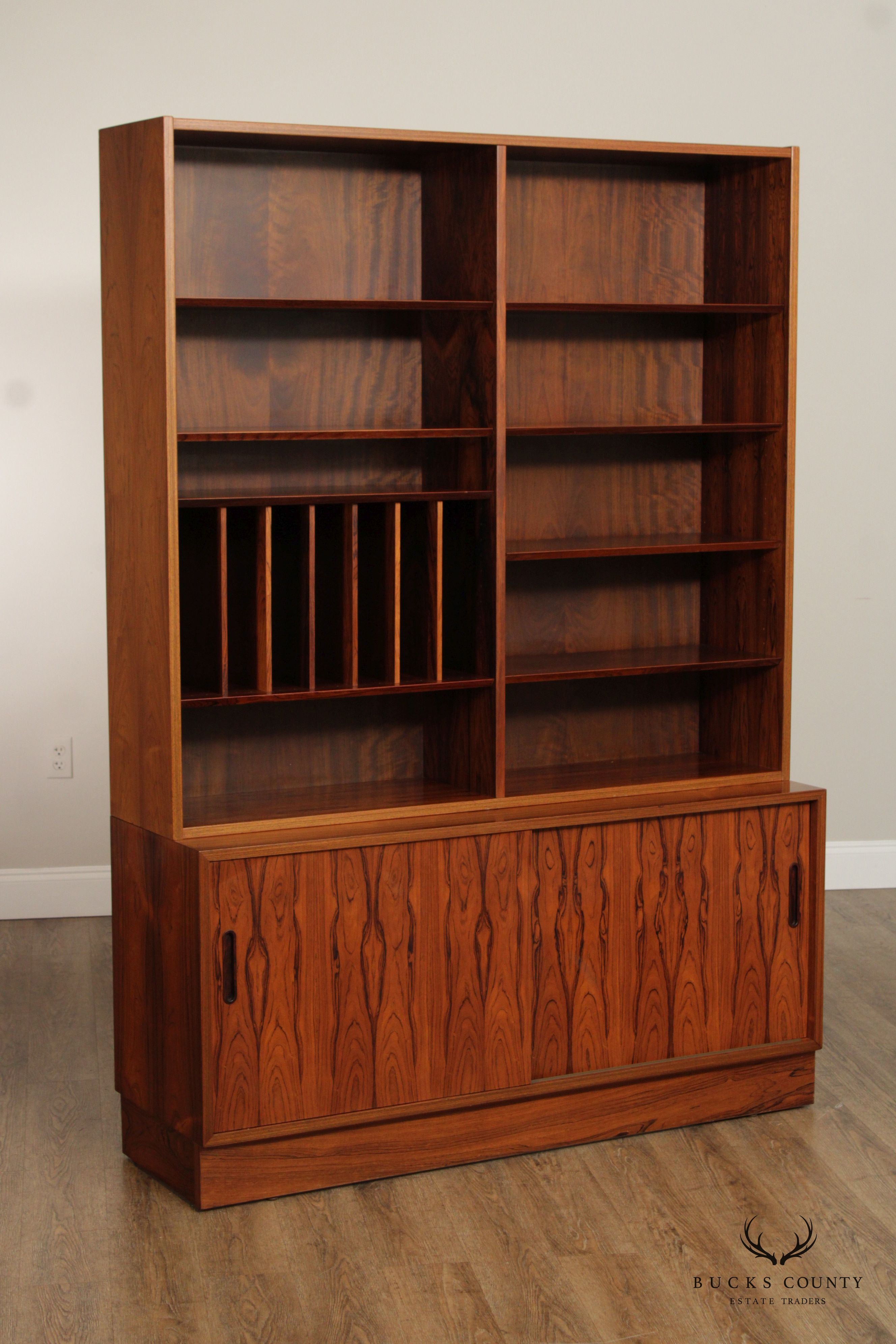 Poul Hundevad Mid Century Danish Modern Rosewood Bookcase Cabinet