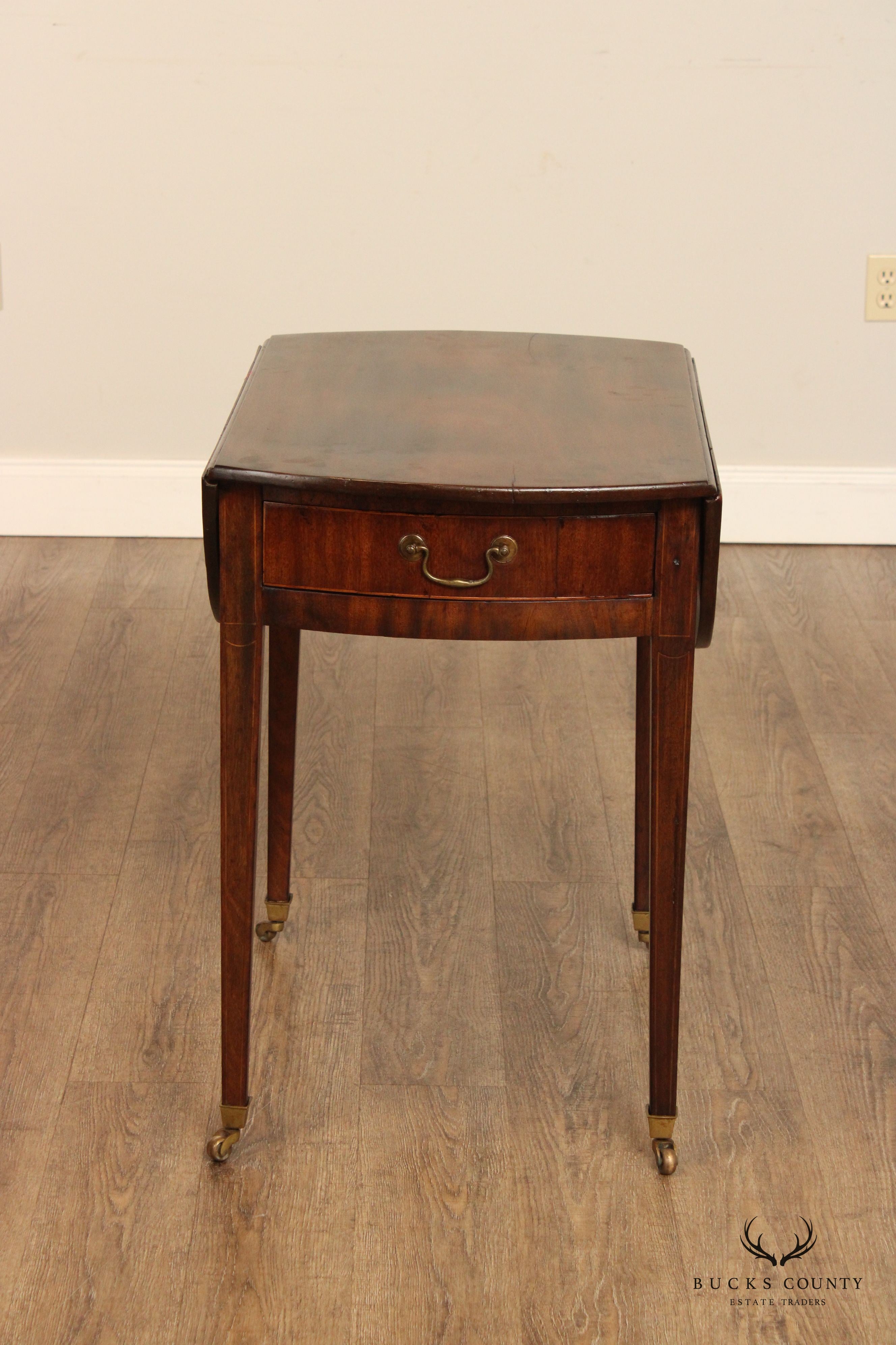 Antique Hepplewhite Mahogany Drop Leaf Pembroke Table