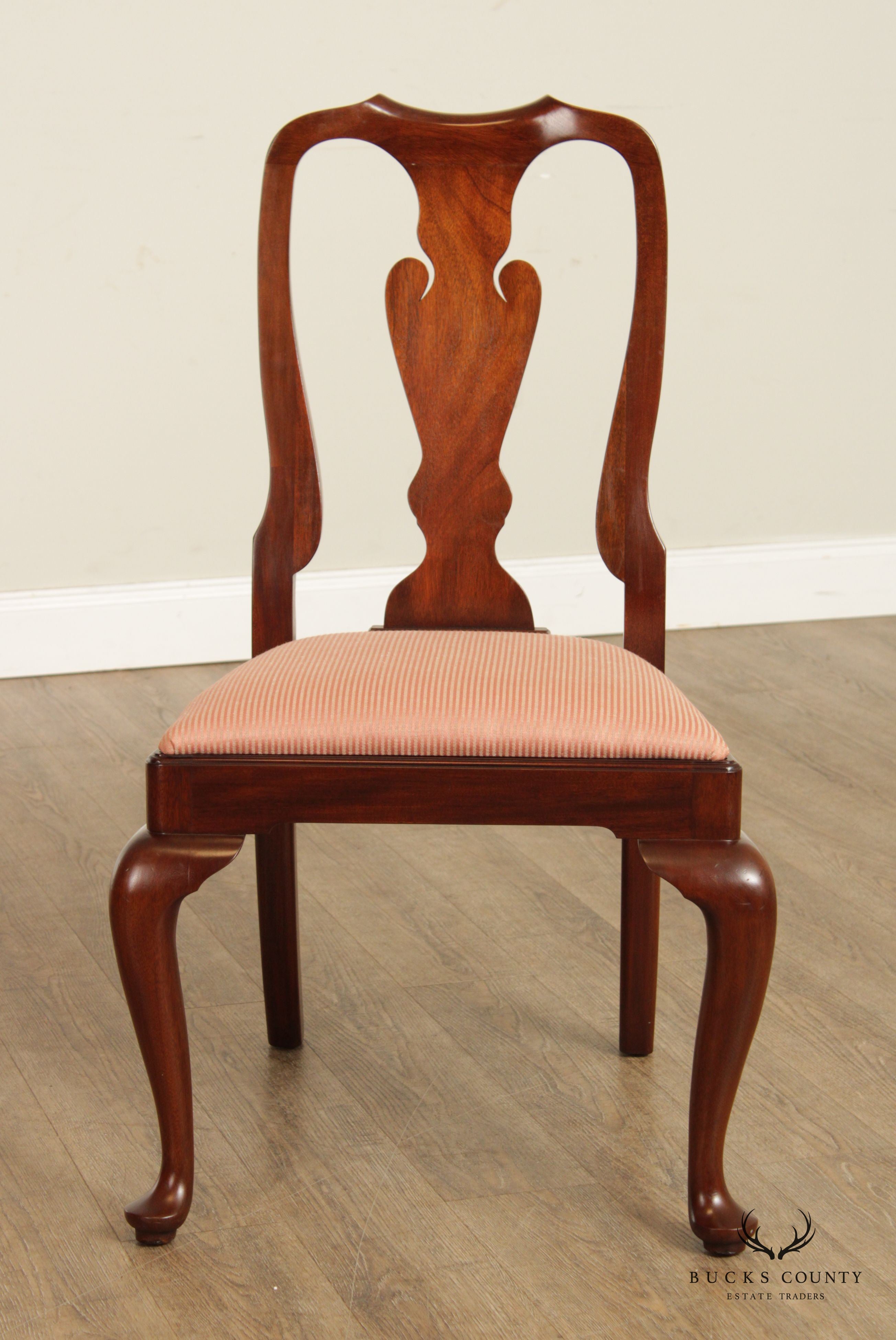 Henkel Harris Queen Anne Style Set of 6 Mahogany Dining Chairs