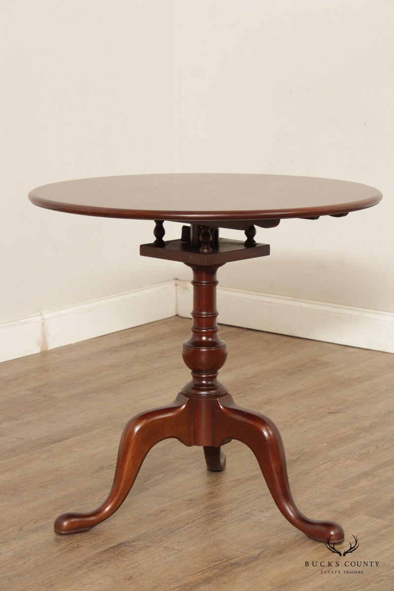 Federal Style Mahogany Round Tilt-Top Tea Table