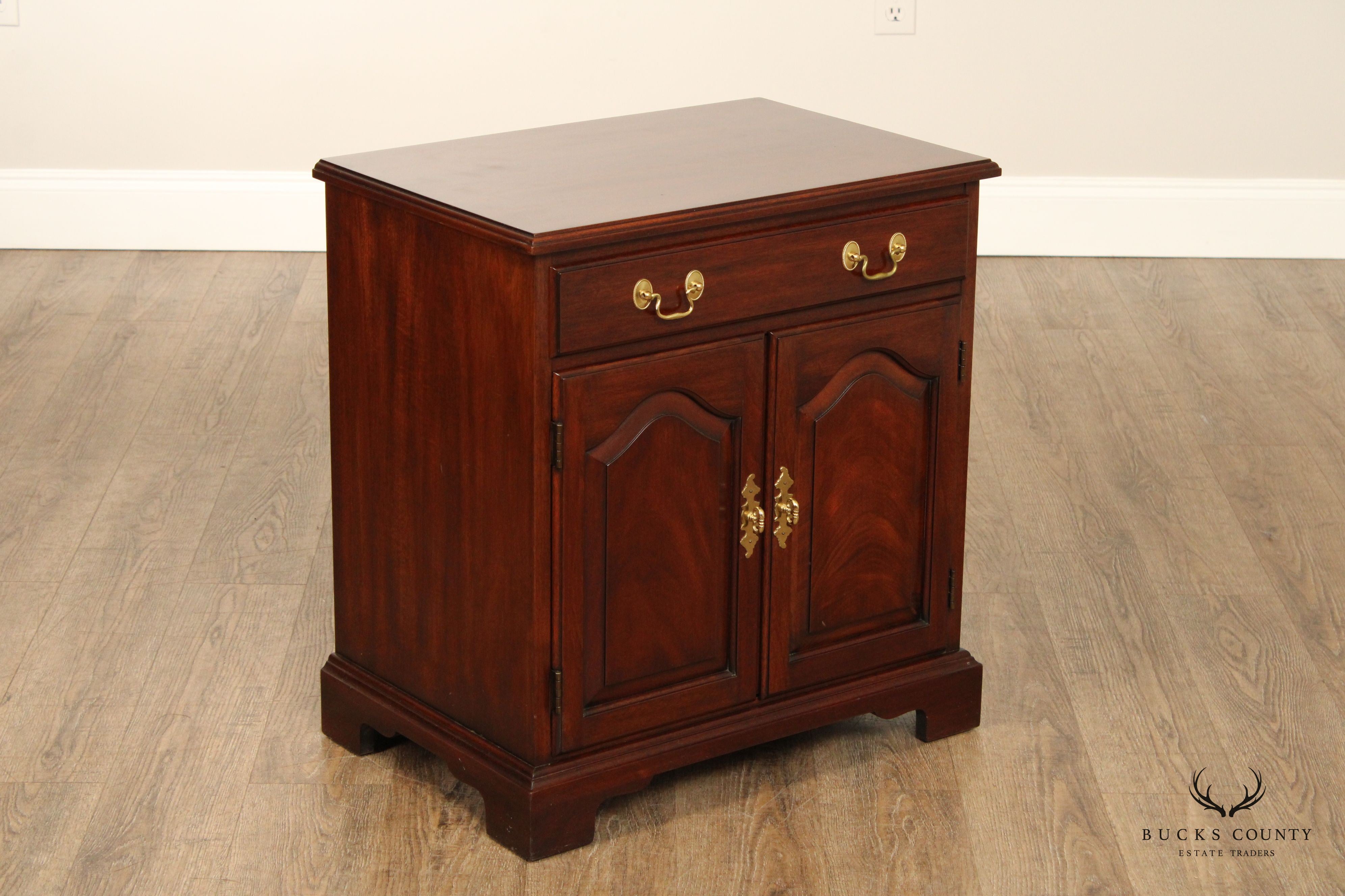 Henkel Harris Chippendale Style Pair of Mahogany Nightstands