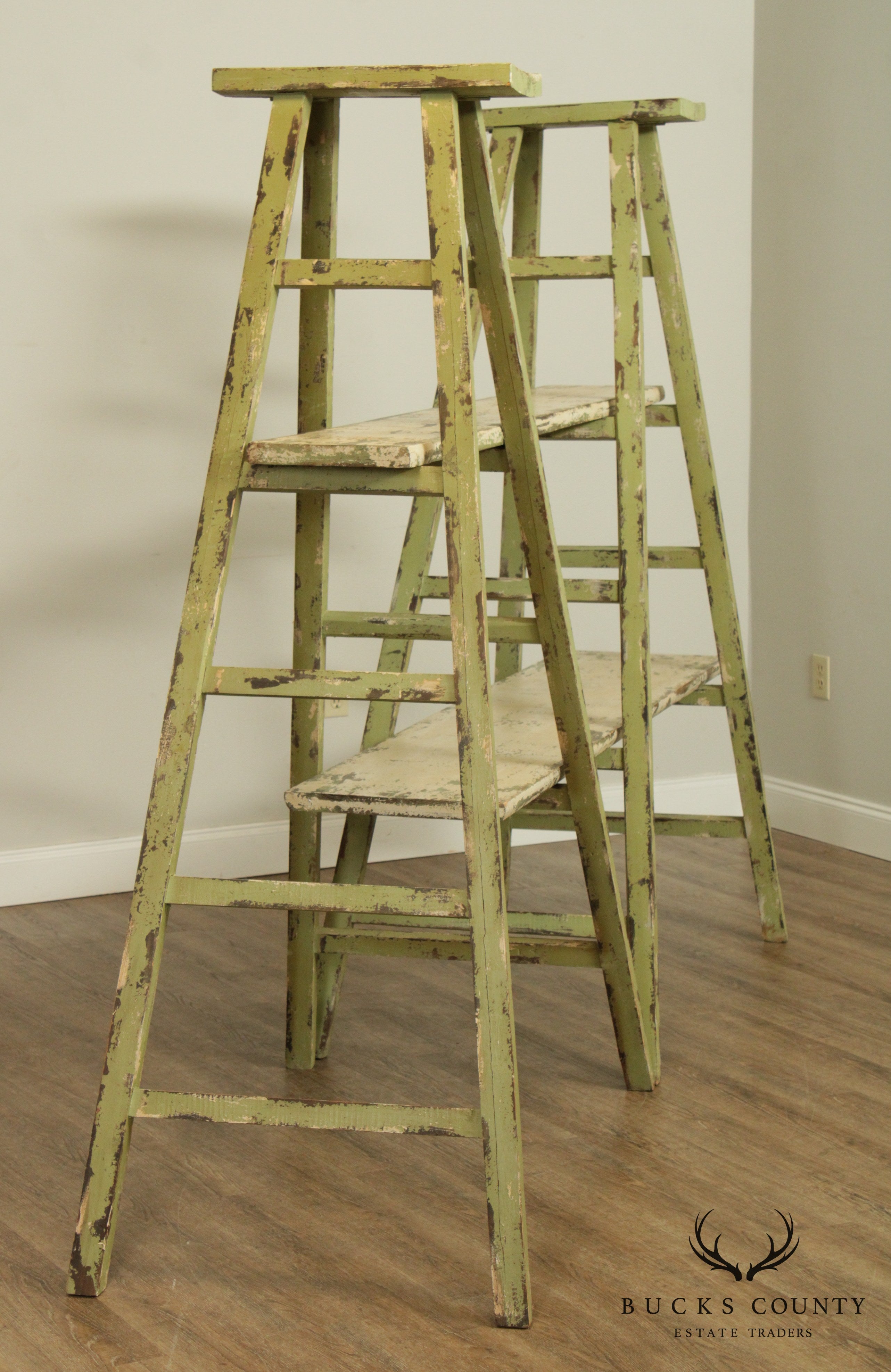 Vintage Farmhouse Ladder Etagere