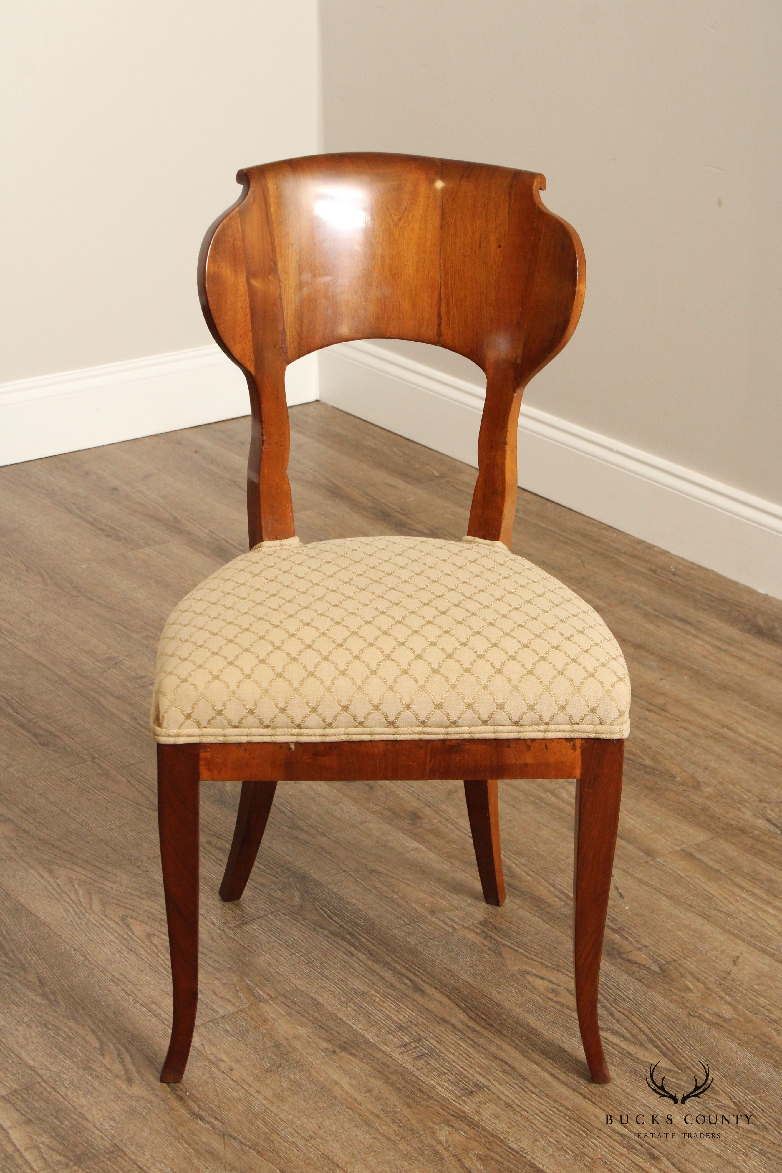 ANTIQUE BIEDERMEIER SET OF SIX WALNUT DINING CHAIRS