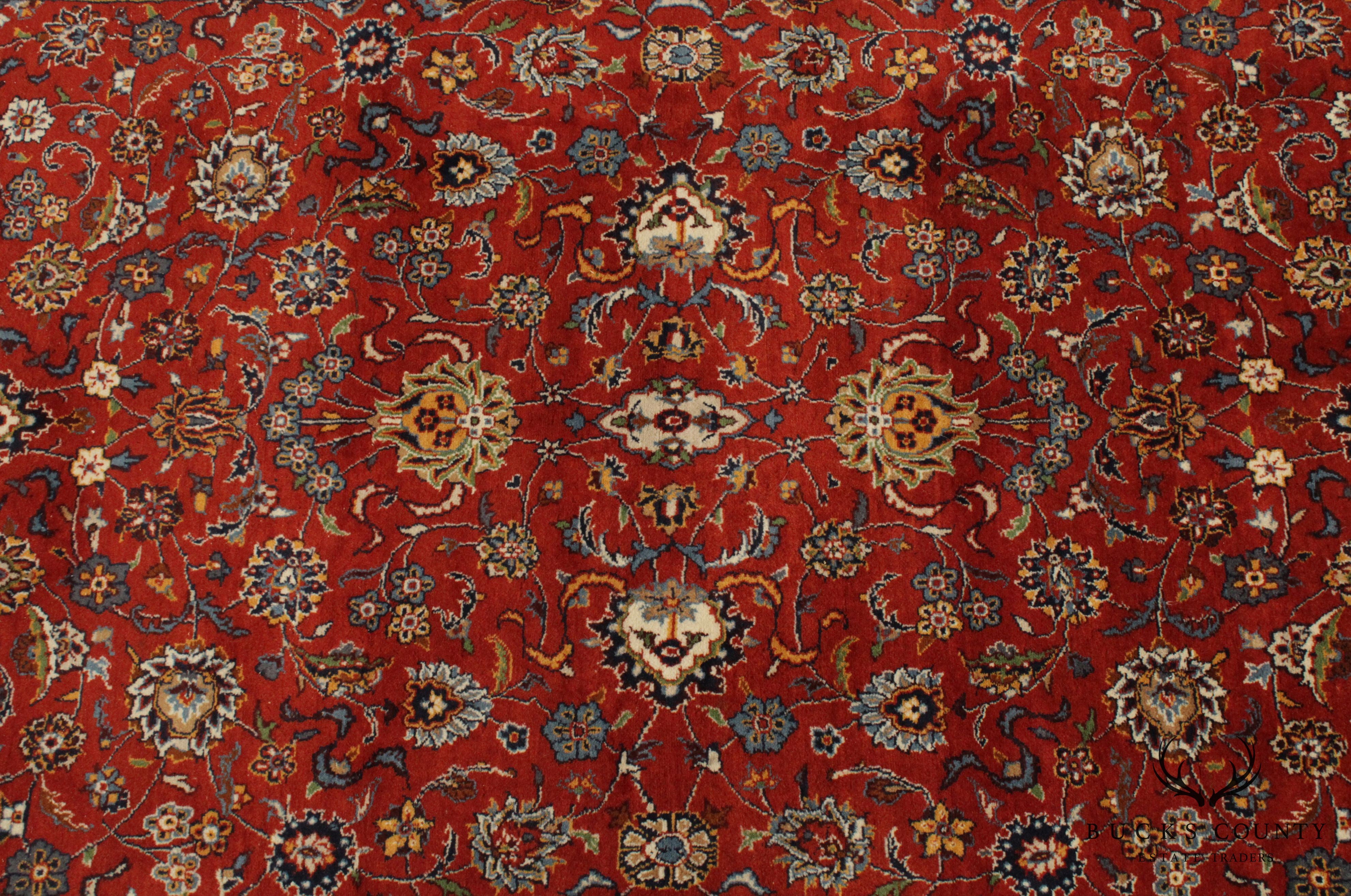 Vintage Sarouk 6'9 inch x 4'1 inch Handwoven Wool Rug