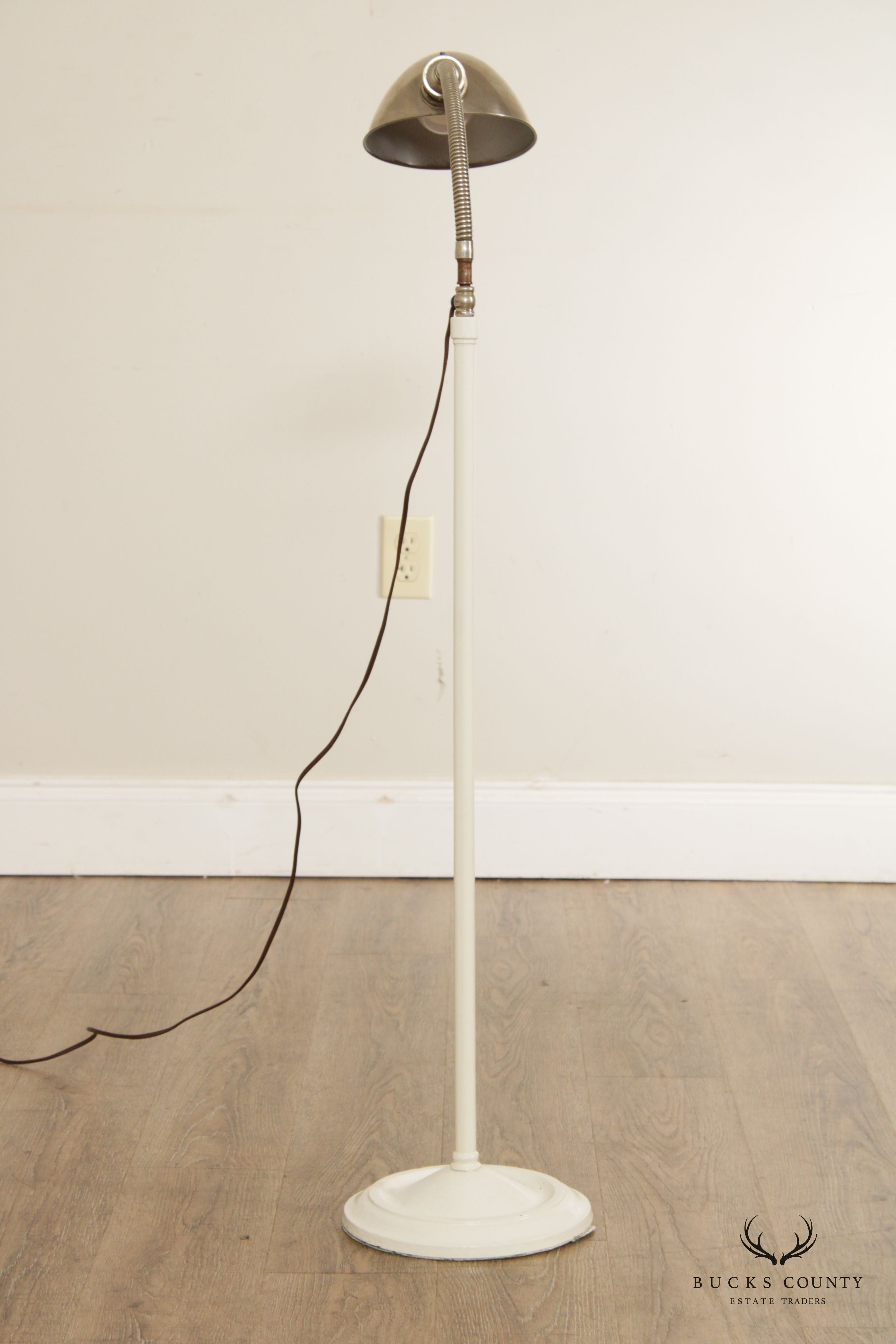 Vintage Modern Style Gooseneck Adjustable Floor Lamp