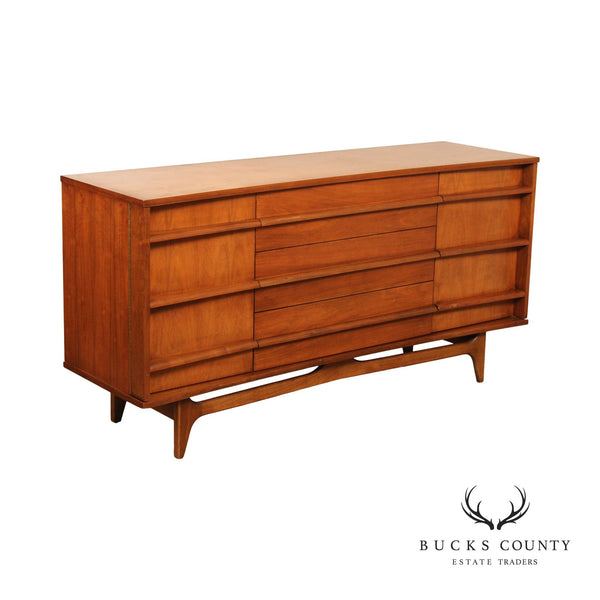 Young Manufacturing Co. Mid Century Modern Walnut Sideboard