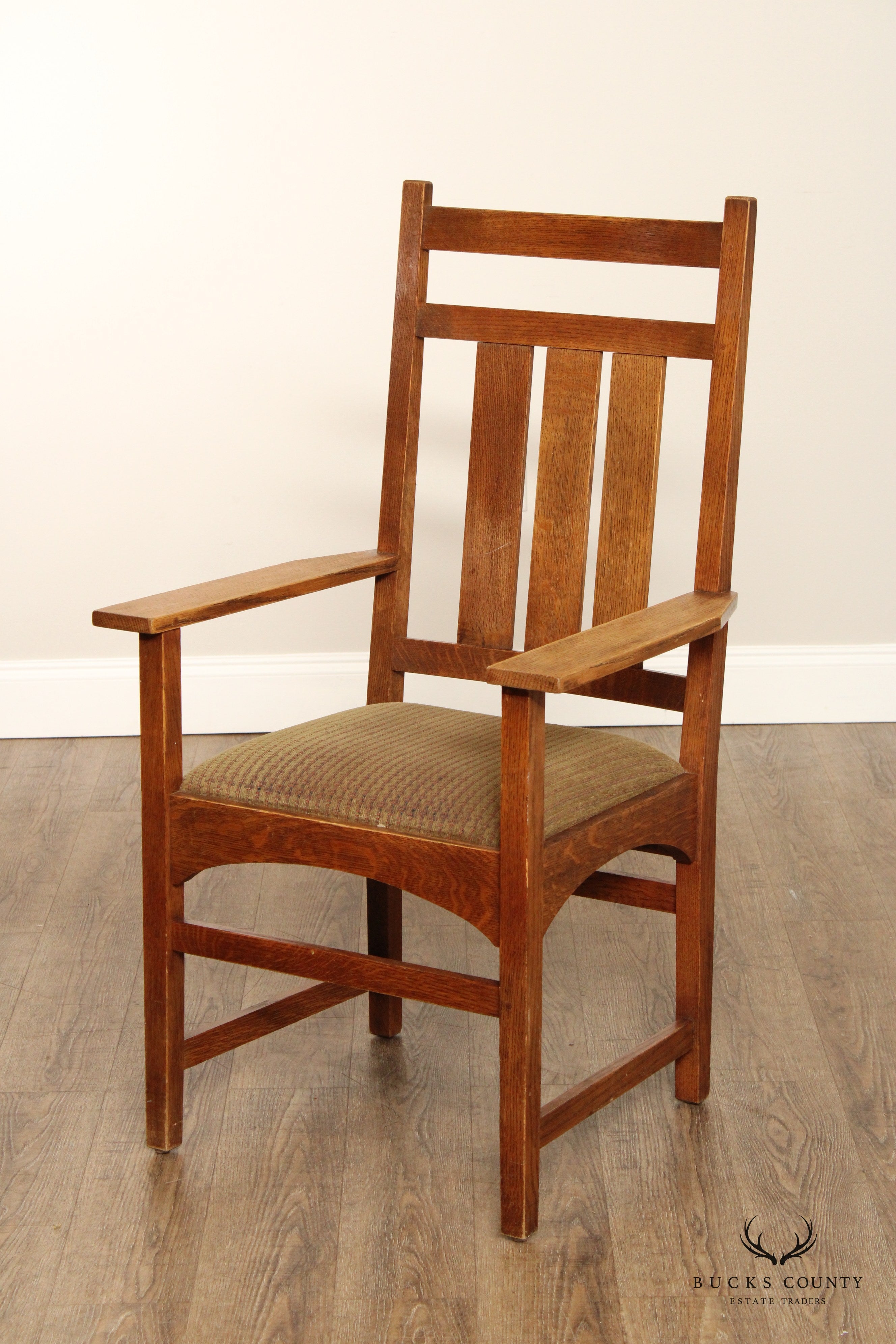 Stickley Mission Collection Harvey Ellis Pair of Oak Arm Chairs