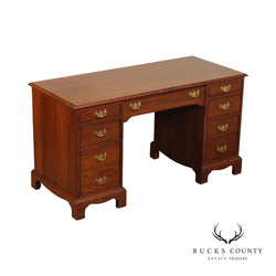 STICKLEY CHIPPENDALE STYLE VINTAGE CHERRY EXECUTIVE DESK