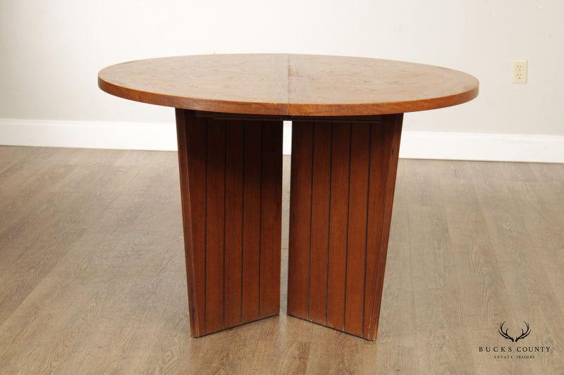 Lane Mid Century Modern Round Extendable Pedestal Dining Table