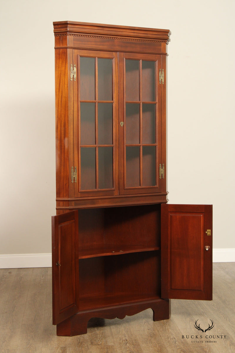 Craftique Chippendale Style Solid Mahogany Chippendale Style Corner Cabinet`