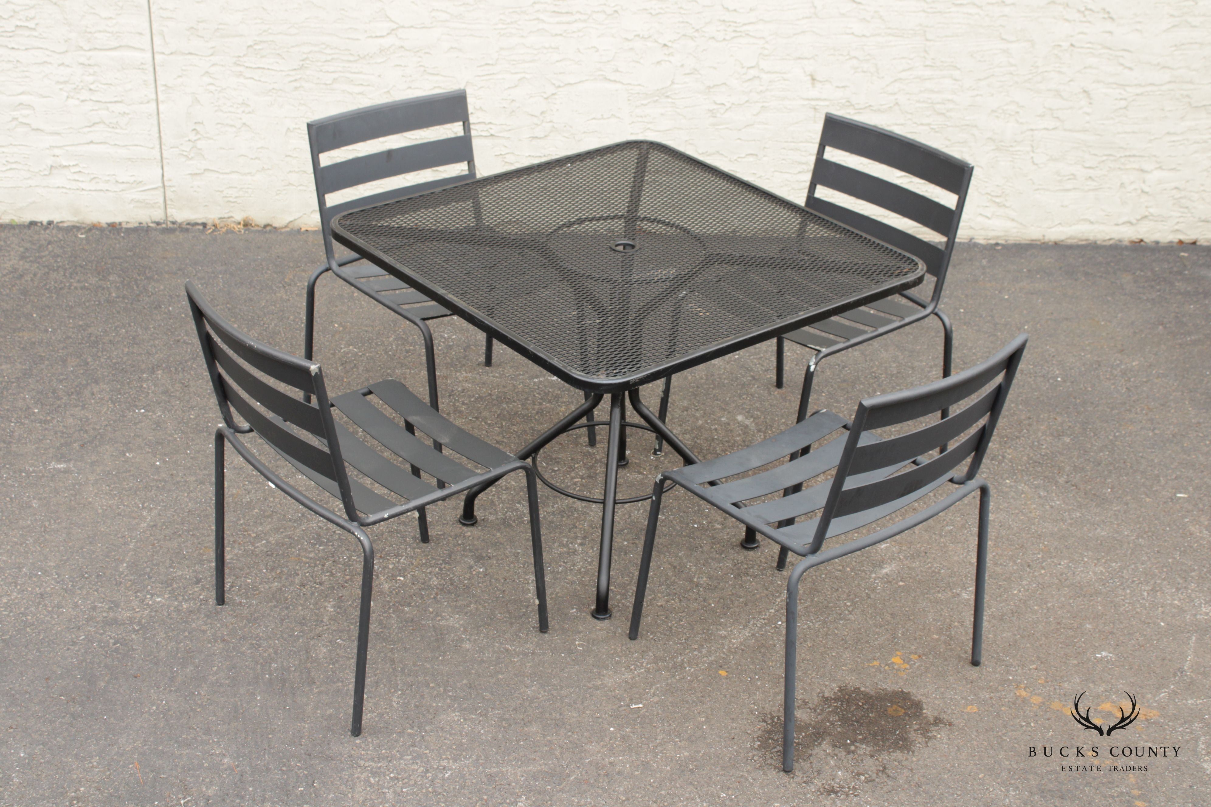 Woodard 'Metro' Wrought Iron Outdoor Dining Set