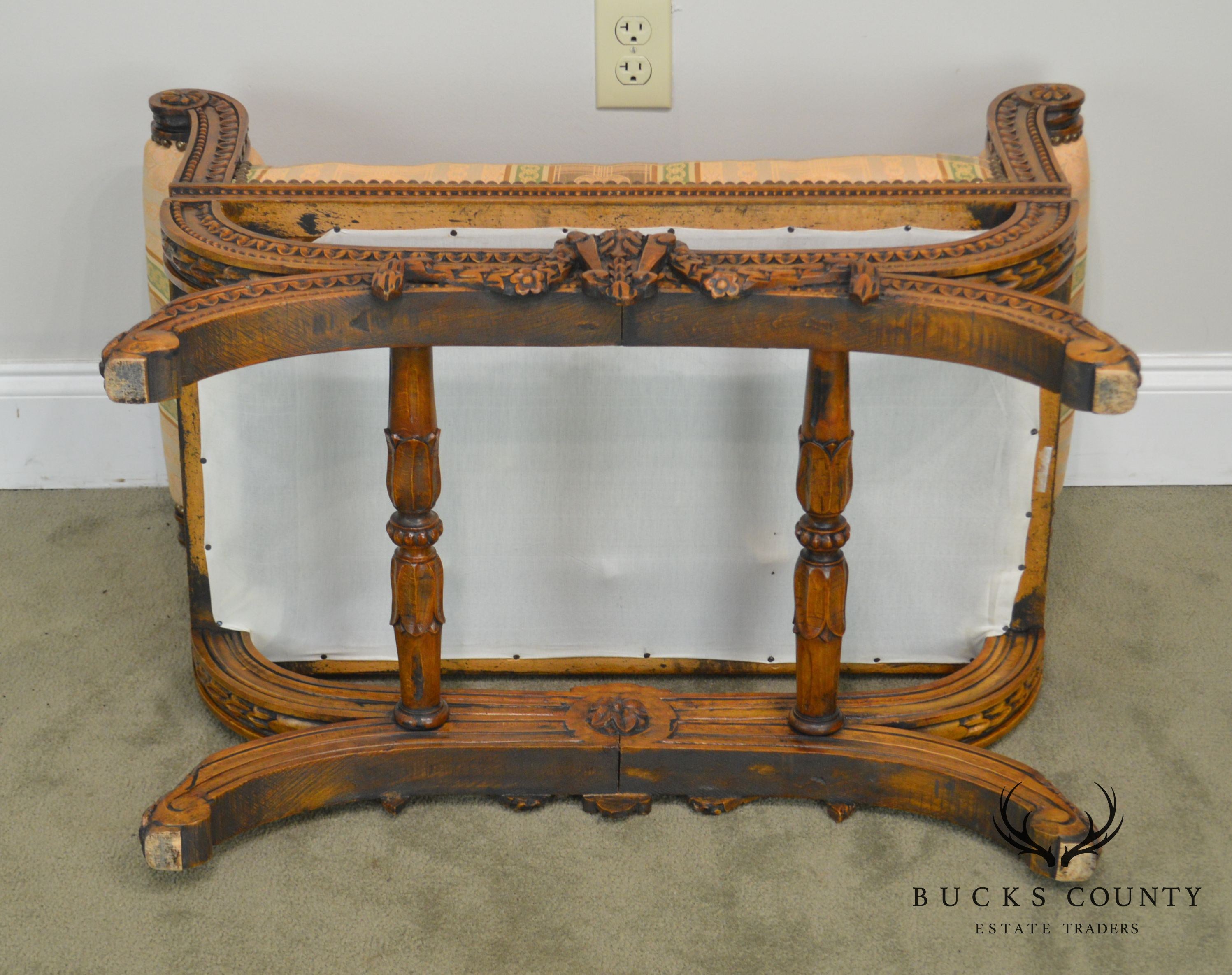 Fine Quality French Louis XV Style Carved Bench