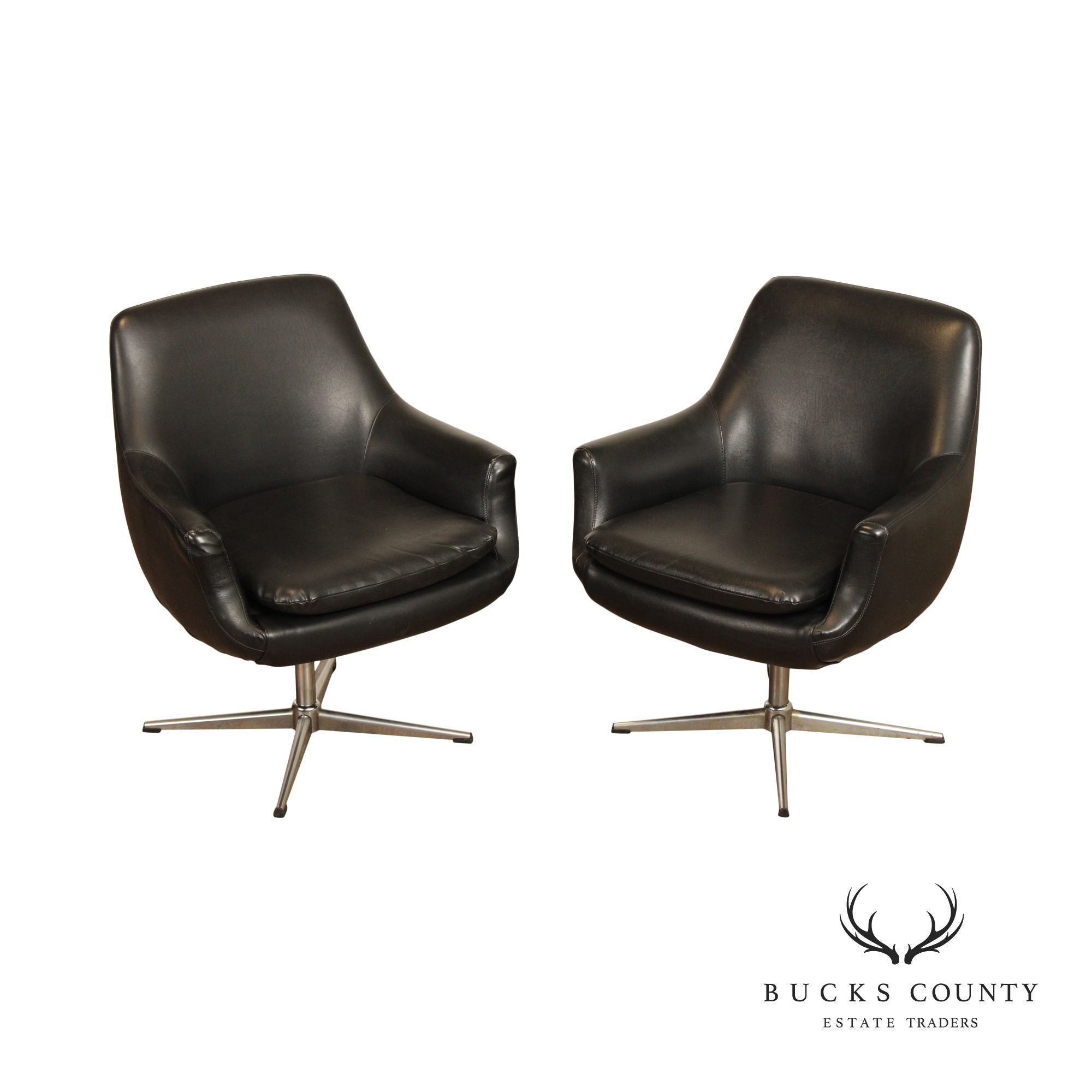 Burris Manufacturing Co. Mid Century Modern Pair of Swivel Club Chairs