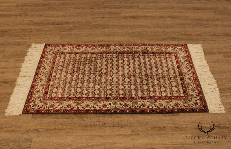 High Quality Persian Style Throw Rug Approximately 3 ft x 5 ft
