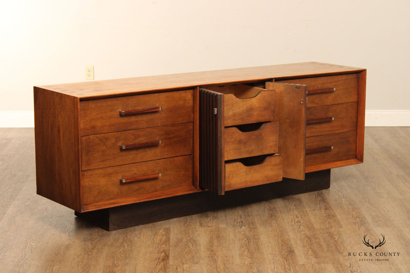 Lane Mid Century Modern Walnut And Rosewood Long Dresser