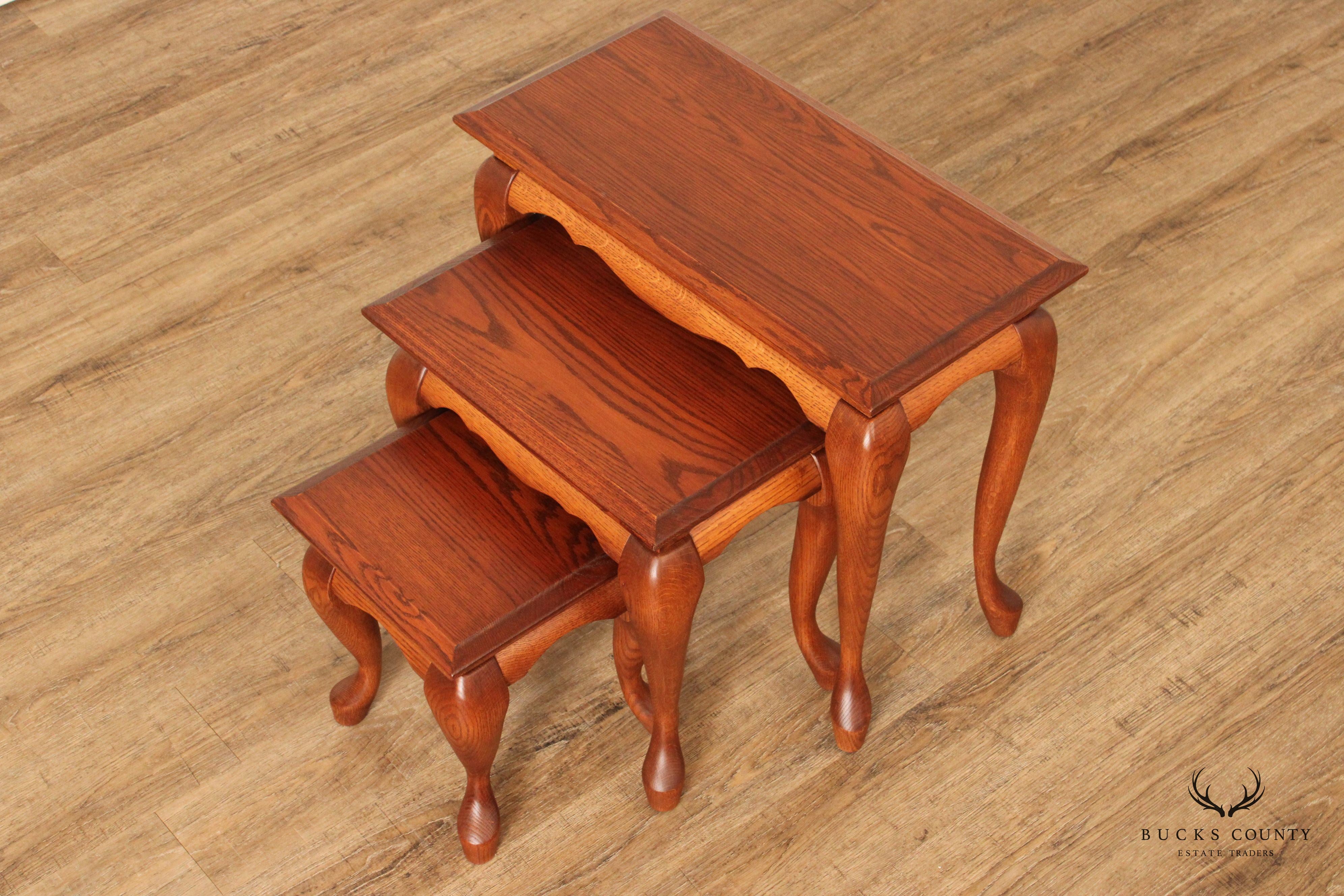 Queen Anne Style Oak Set of Three Nesting Tables