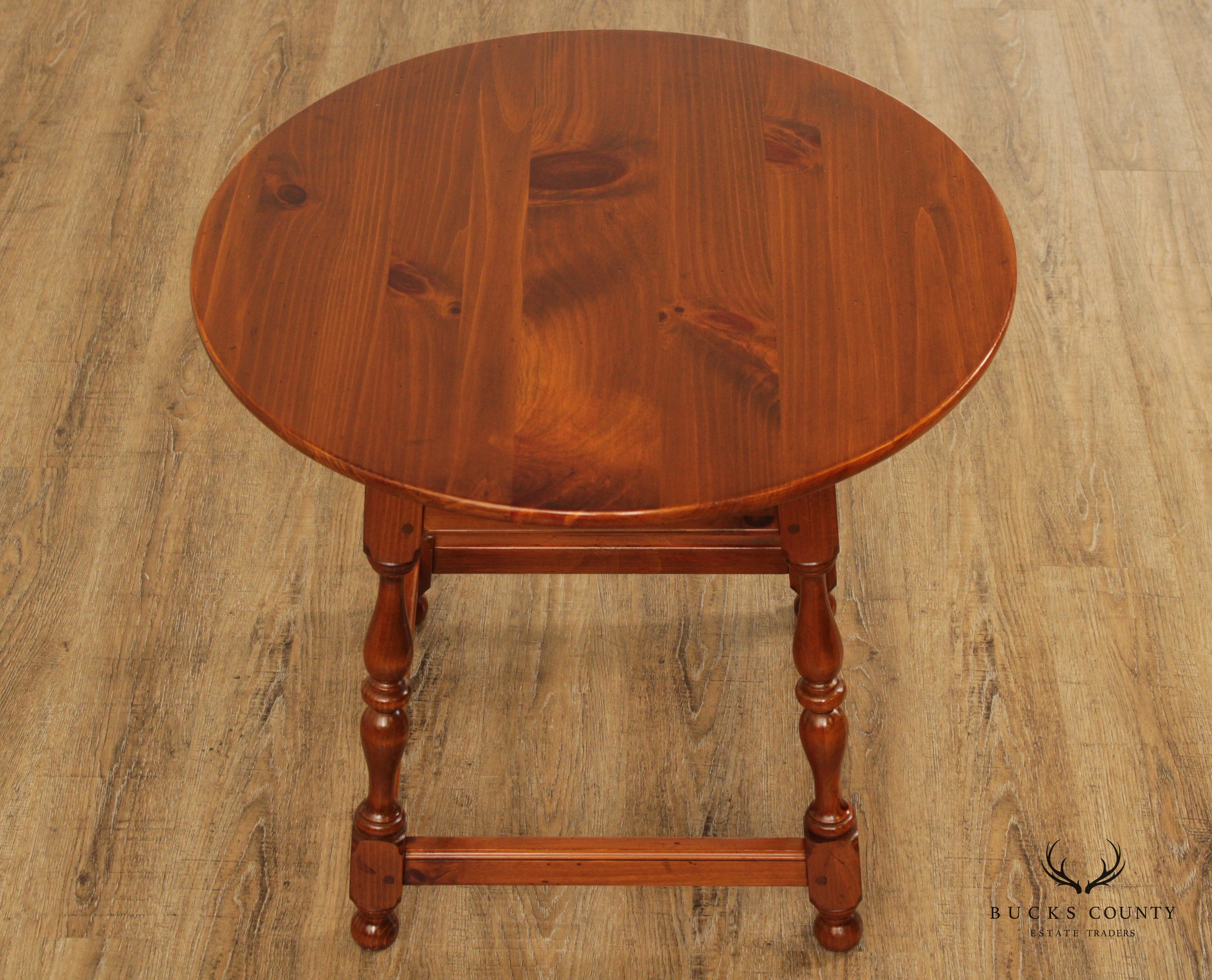 Ethan Allen Colonial Pine Round Side Tavern Table