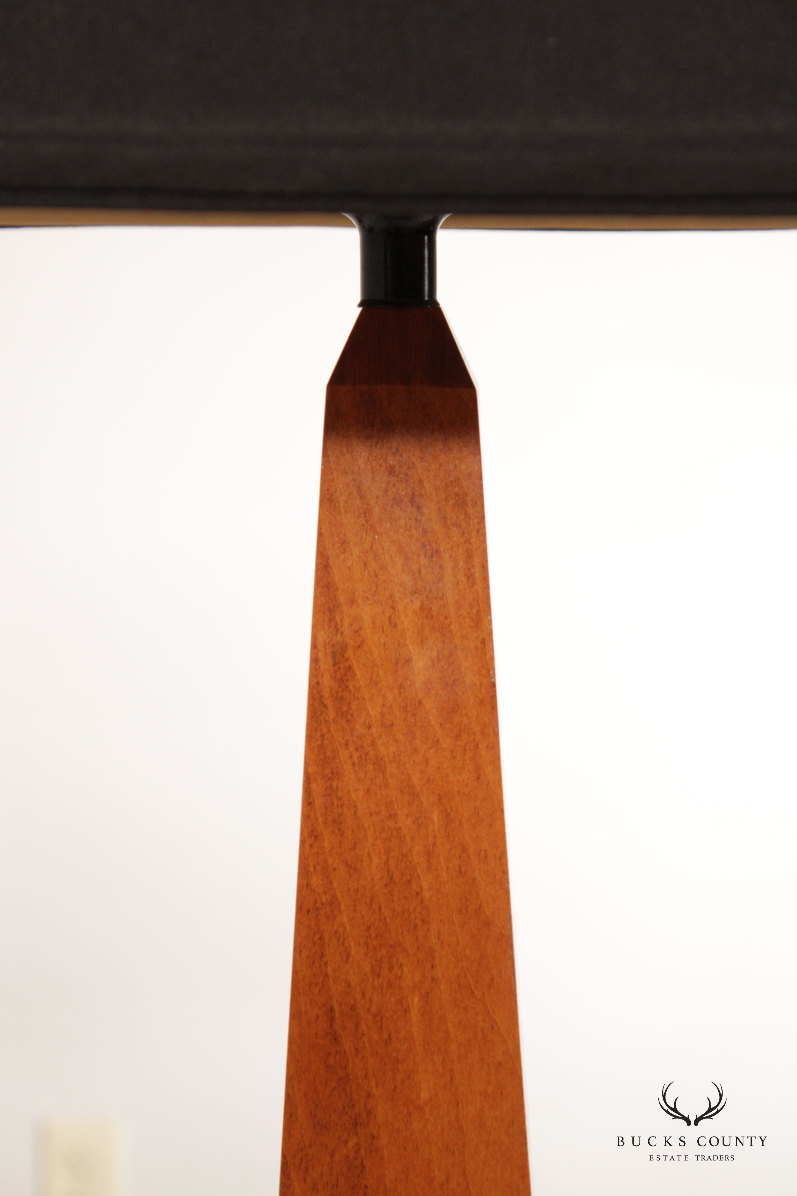 Neoclassical Modern Obelisk Table Lamp