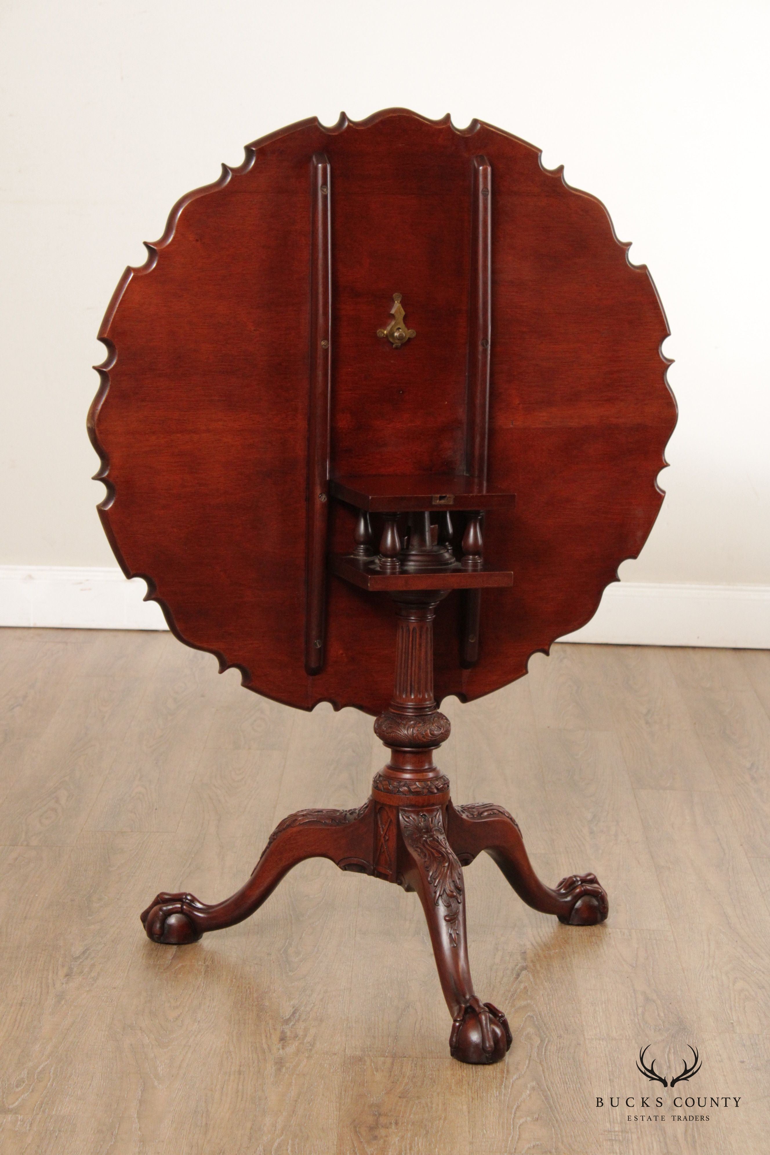 Chippendale Style Custom Mahogany Pie Crust Tilt-Top Table