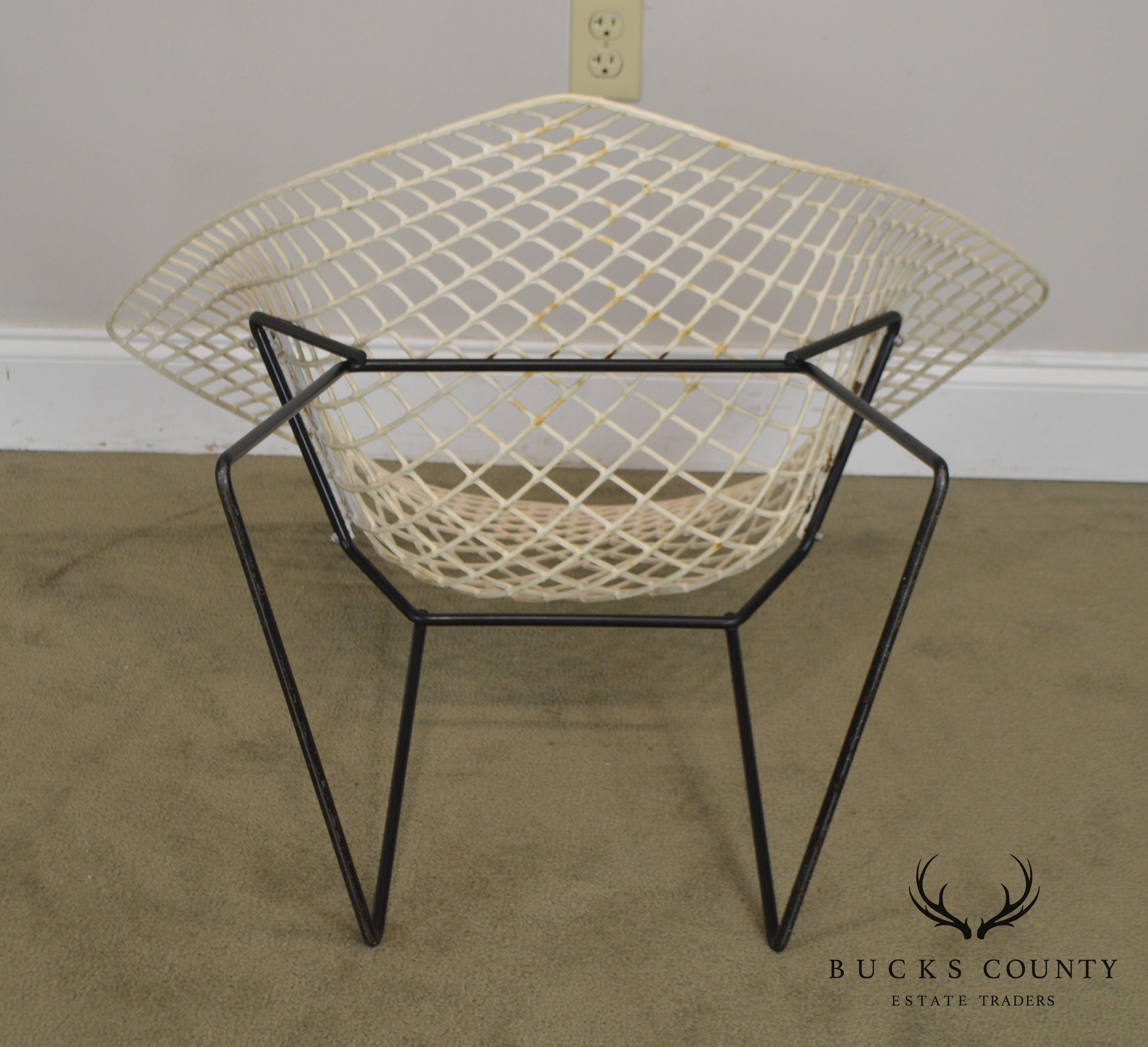 Knoll Mid Century Modern Bertoia Diamond Chair