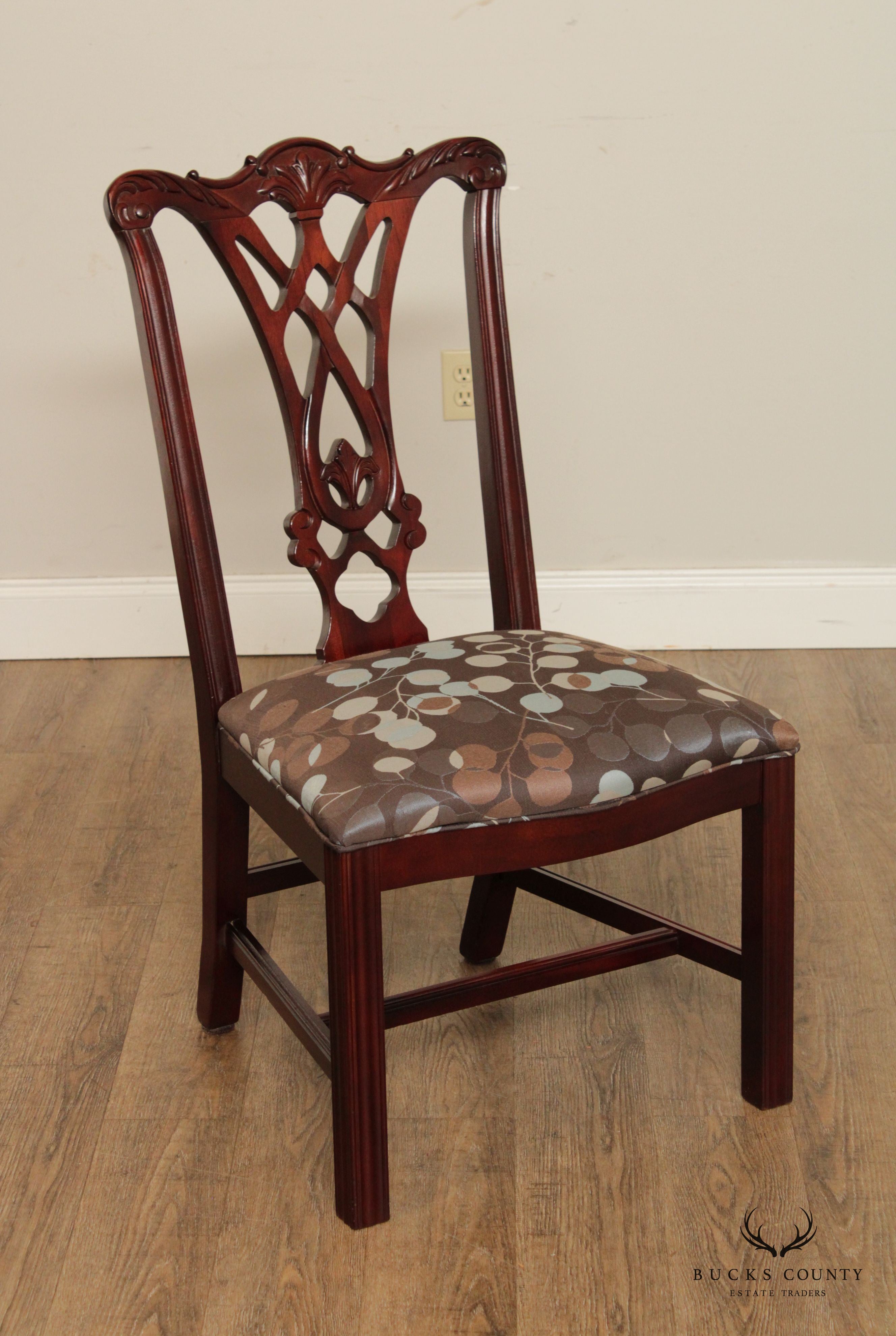 Thomasville Chippendale Style Set of Eight Carved Mahogany Dining Chairs